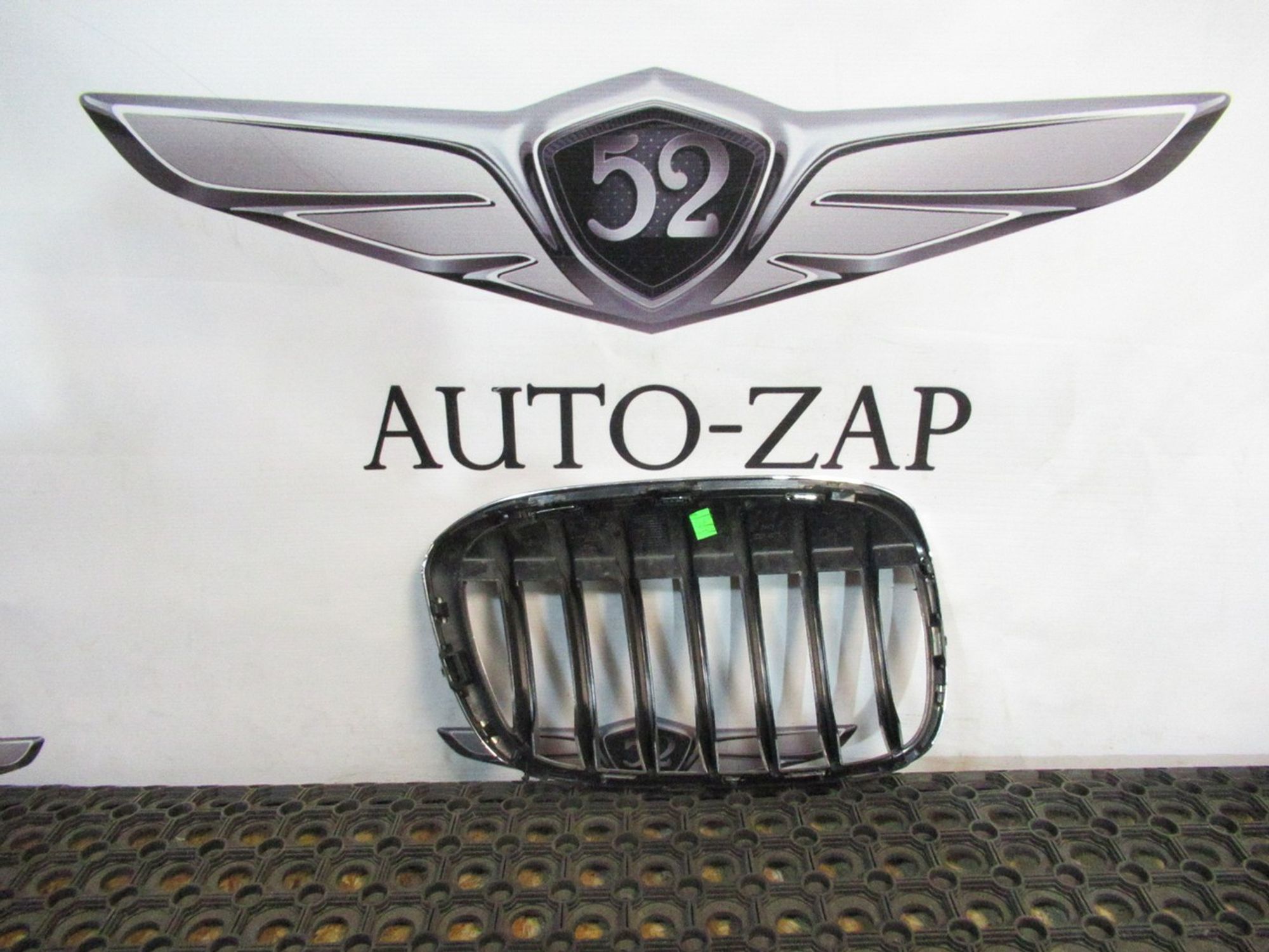 51137354823 Решетка облицовки радиатора левая L BMW X1 E84, 2000 рублей, Нижний Новгород