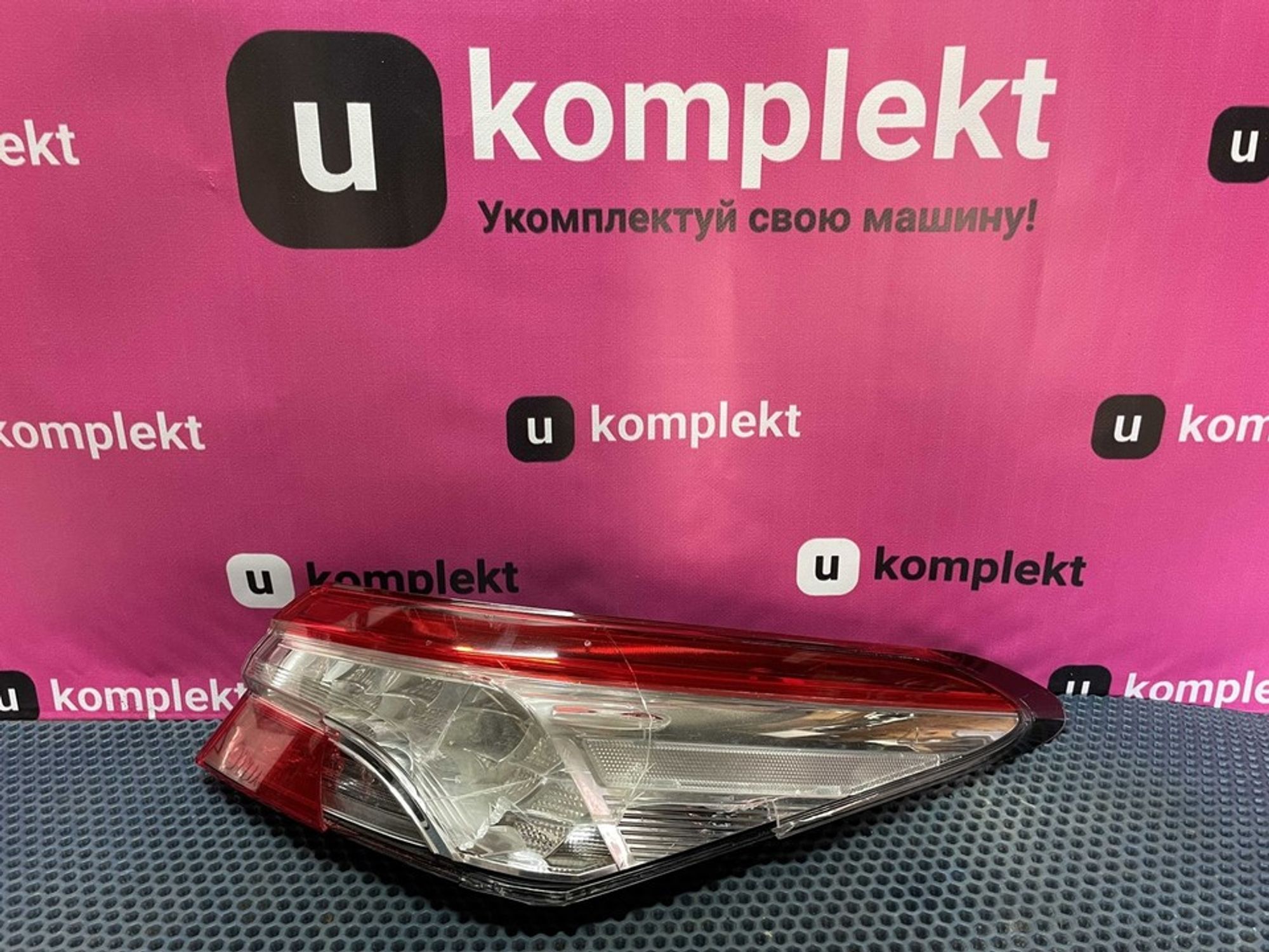 8155133660 Фонарь задний правый внутренний R Toyota Camry XV70, 1900 рублей, Нижний Новгород