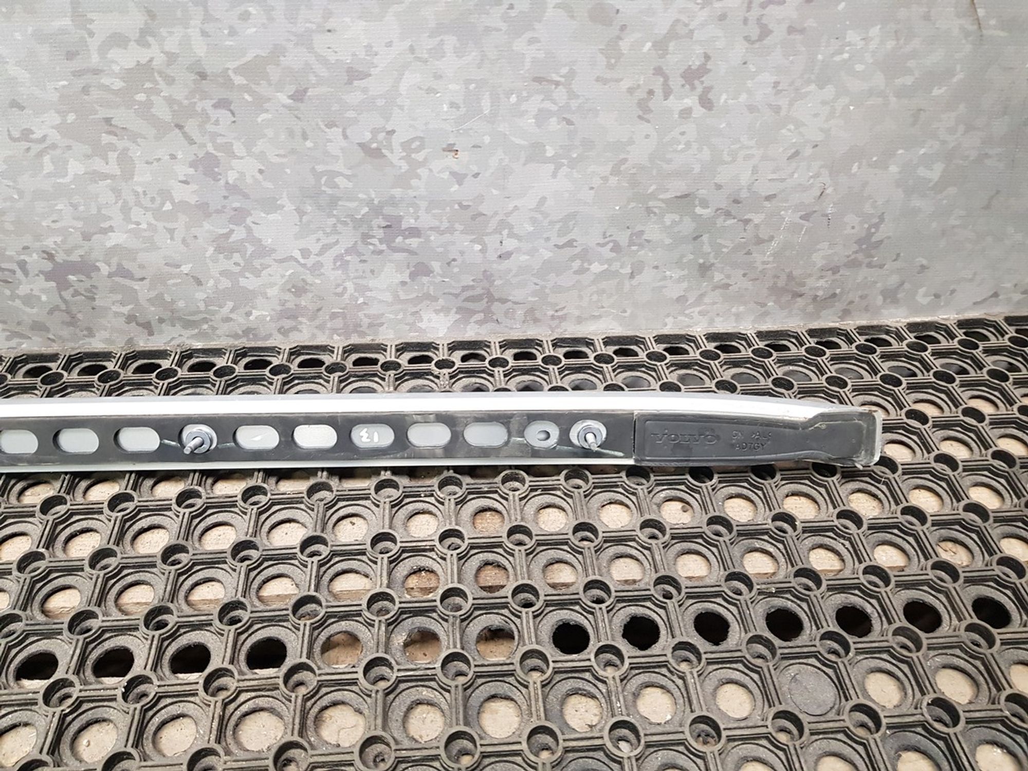 32216816 Рейлинг крыши правый R Volvo XC60 II, 5900 рублей, Нижний Новгород