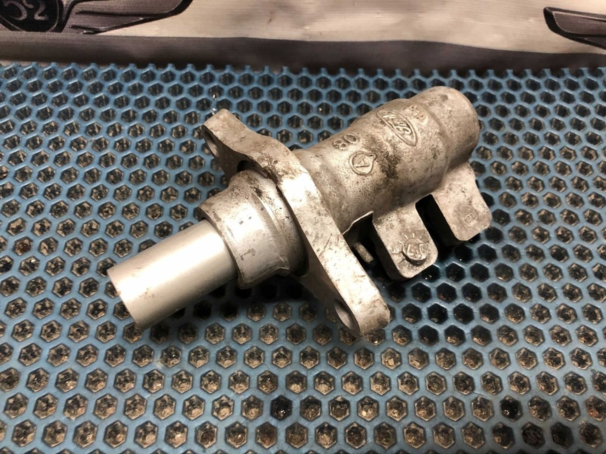 AV612140GA Главный тормозной цилиндр Ford Focus I, 900 рублей, Нижний Новгород