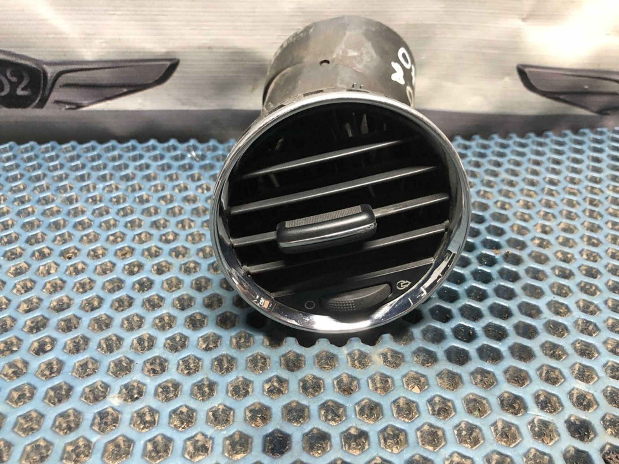 9655994277 Дефлектор воздушный левый L Peugeot 308 I, 700 рублей, Нижний Новгород