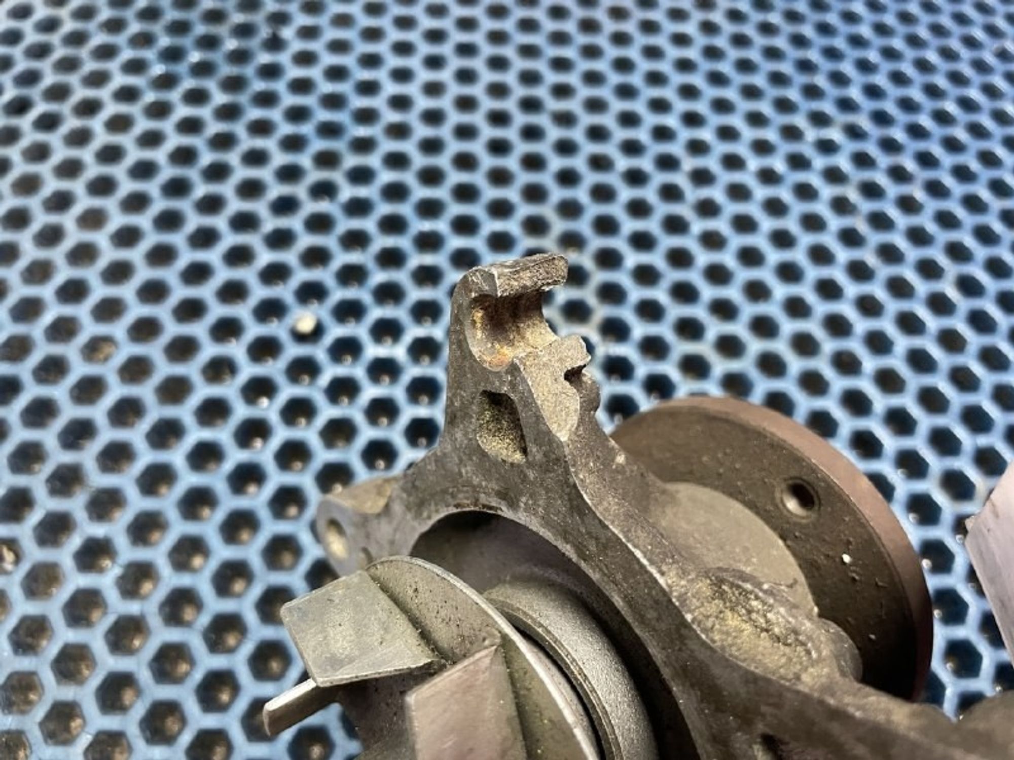 251002B710 Насос водяной Hyundai Elantra HD, 700 рублей, Нижний Новгород