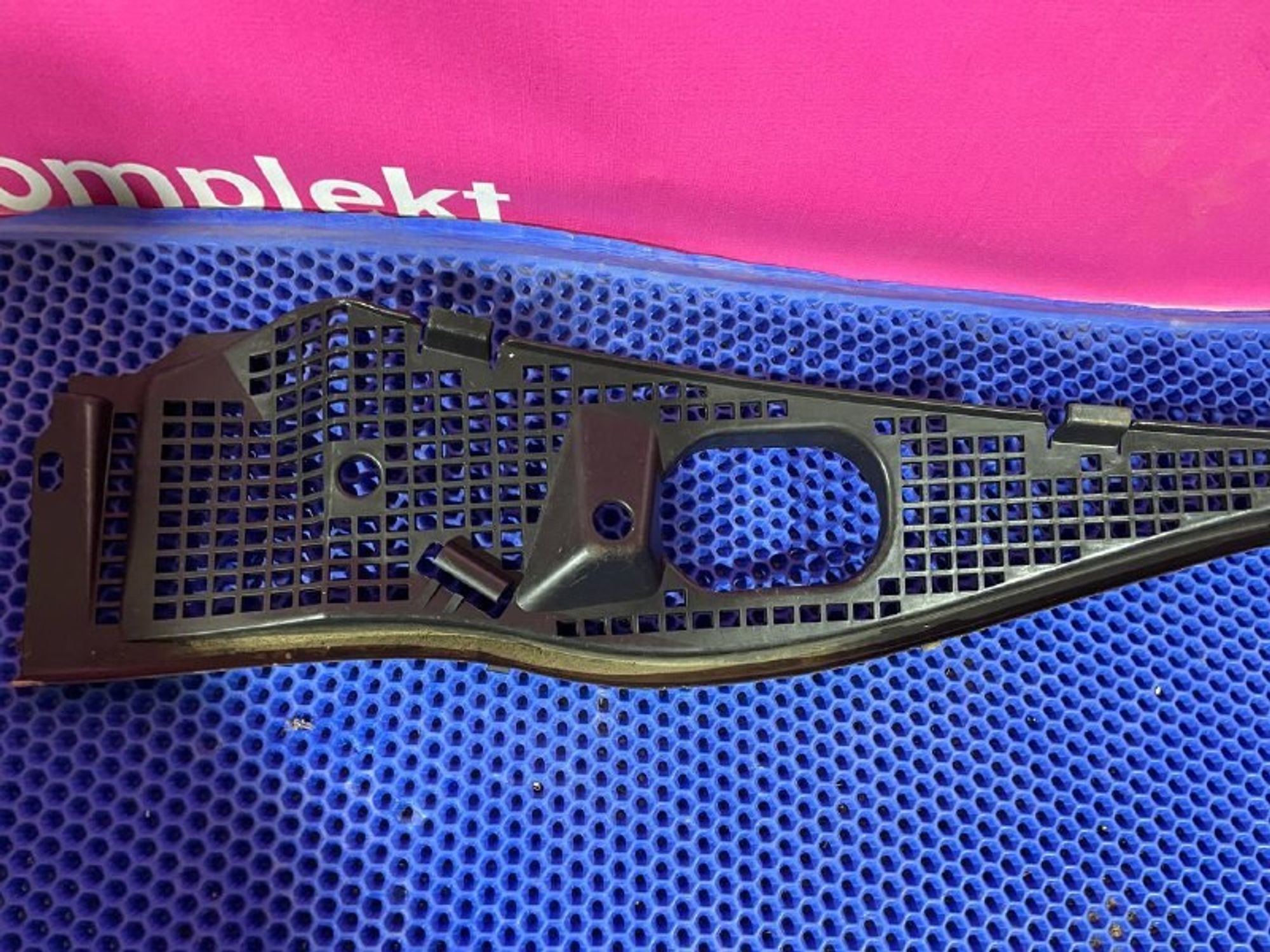 8200294316 Жабо стеклоочистителя Renault Logan I, 500 рублей, Нижний Новгород