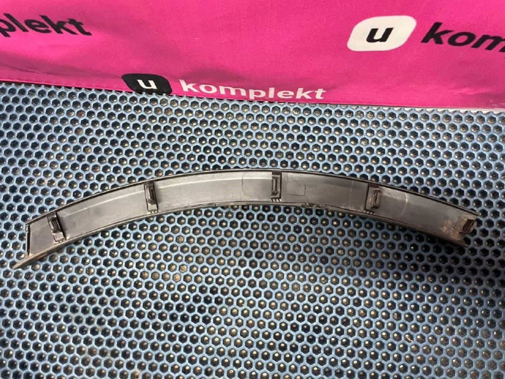 5211342120 Накладка на крыло левая L Toyota RAV4 CA40, 900 рублей, Нижний Новгород