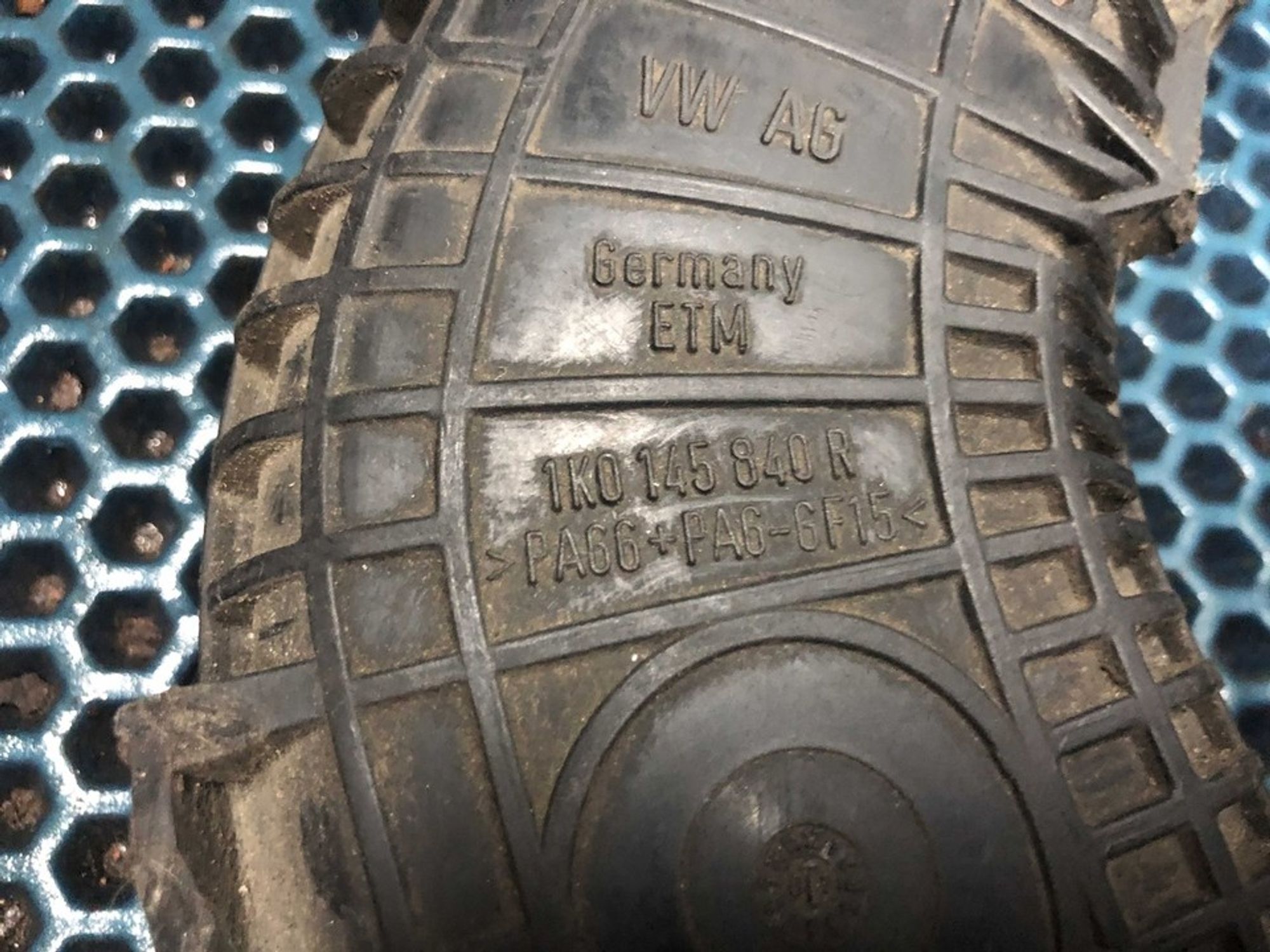 1K0145840R Патрубок интеркулера Volkswagen Golf IV, 1000 рублей, Нижний Новгород