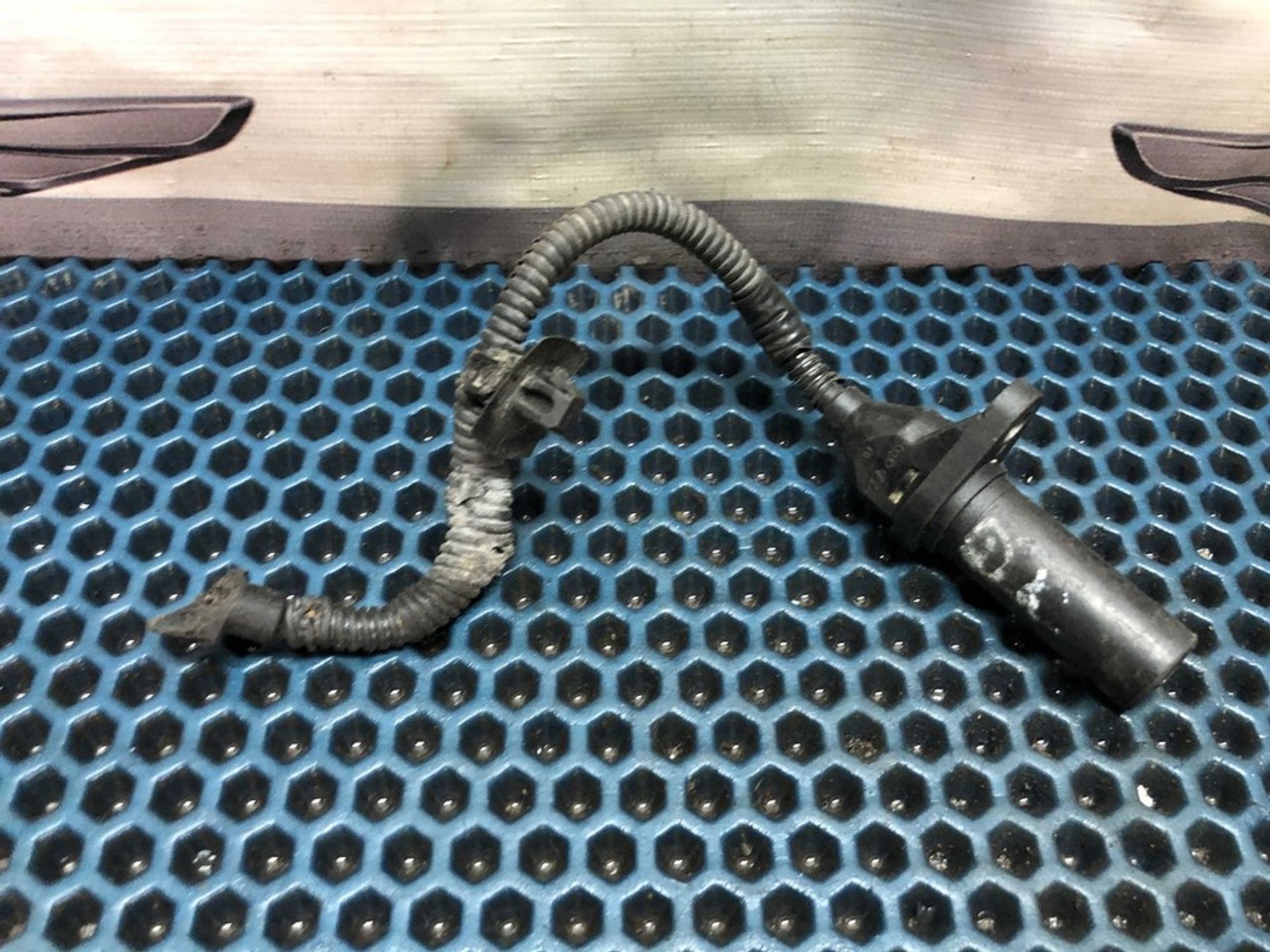 391802B100 Датчик положения коленвала Hyundai Solaris I, 400 рублей, Нижний Новгород