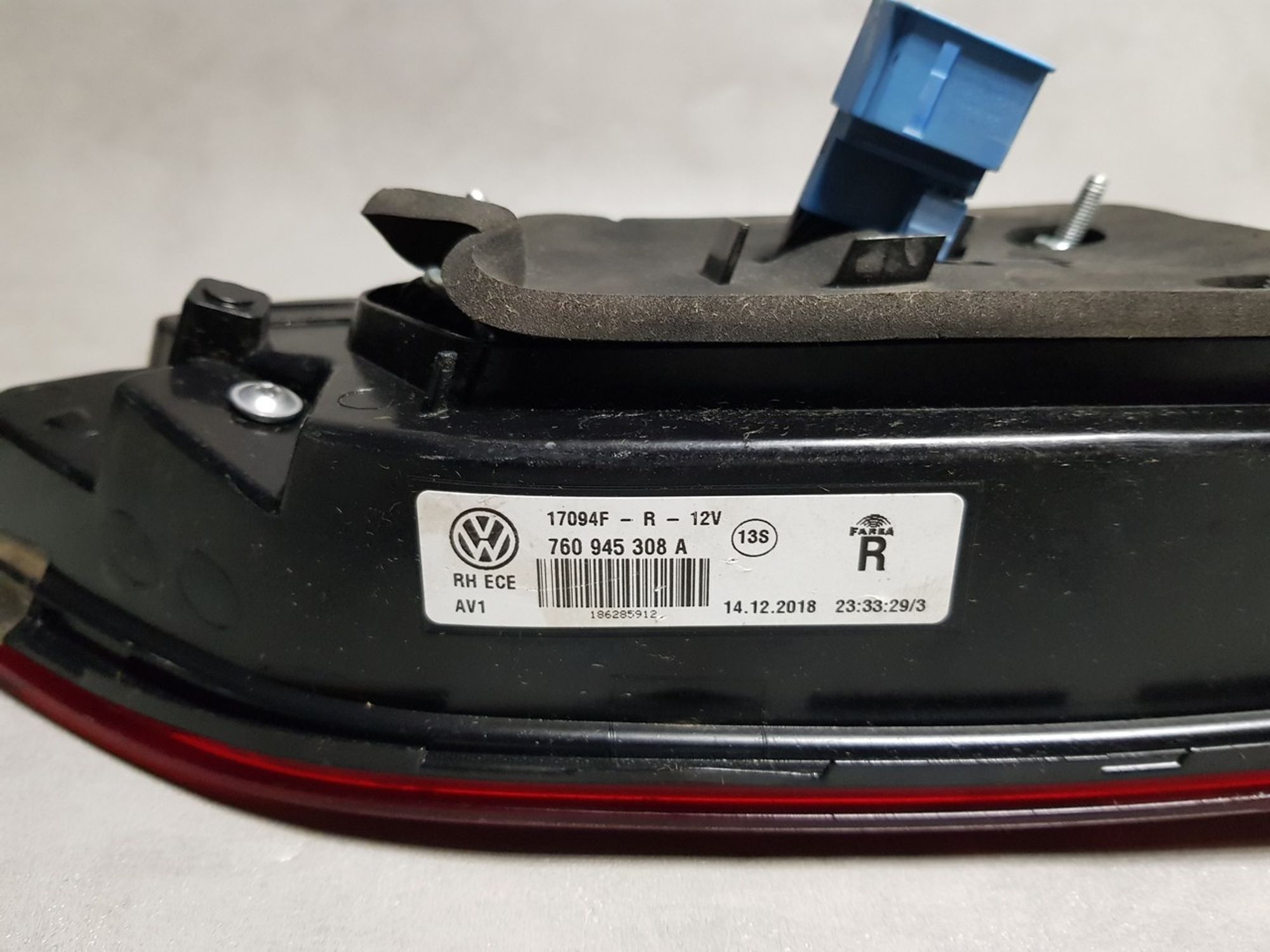 760945308A Фонарь задний правый R Volkswagen Touareg II, 6500 рублей, Нижний Новгород