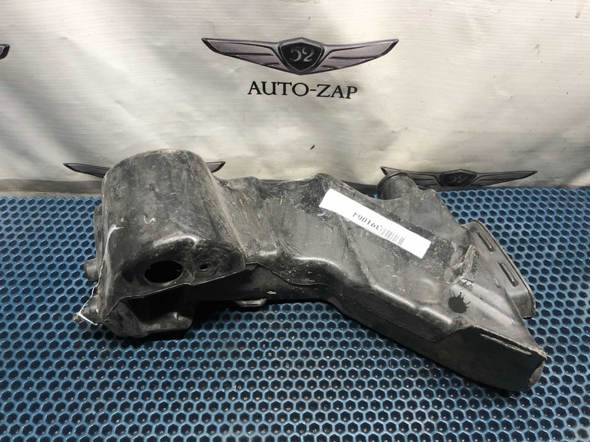 A2058600360 Бачок омывателя Mercedes-Benz C-class W205, 900 рублей, Нижний Новгород