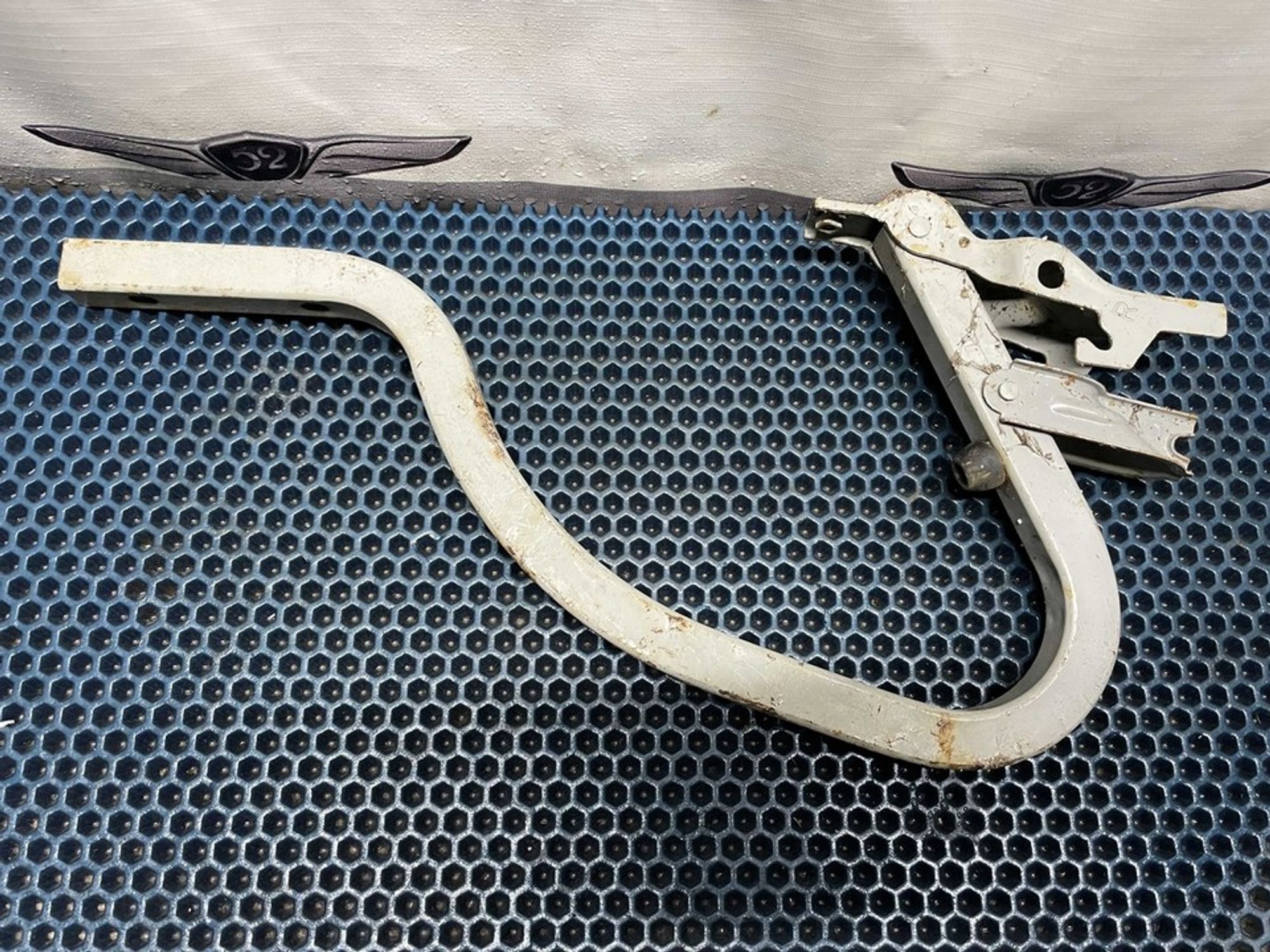 792204L000 Петля крышки багажника правая R Hyundai Solaris I, 900 рублей, Нижний Новгород