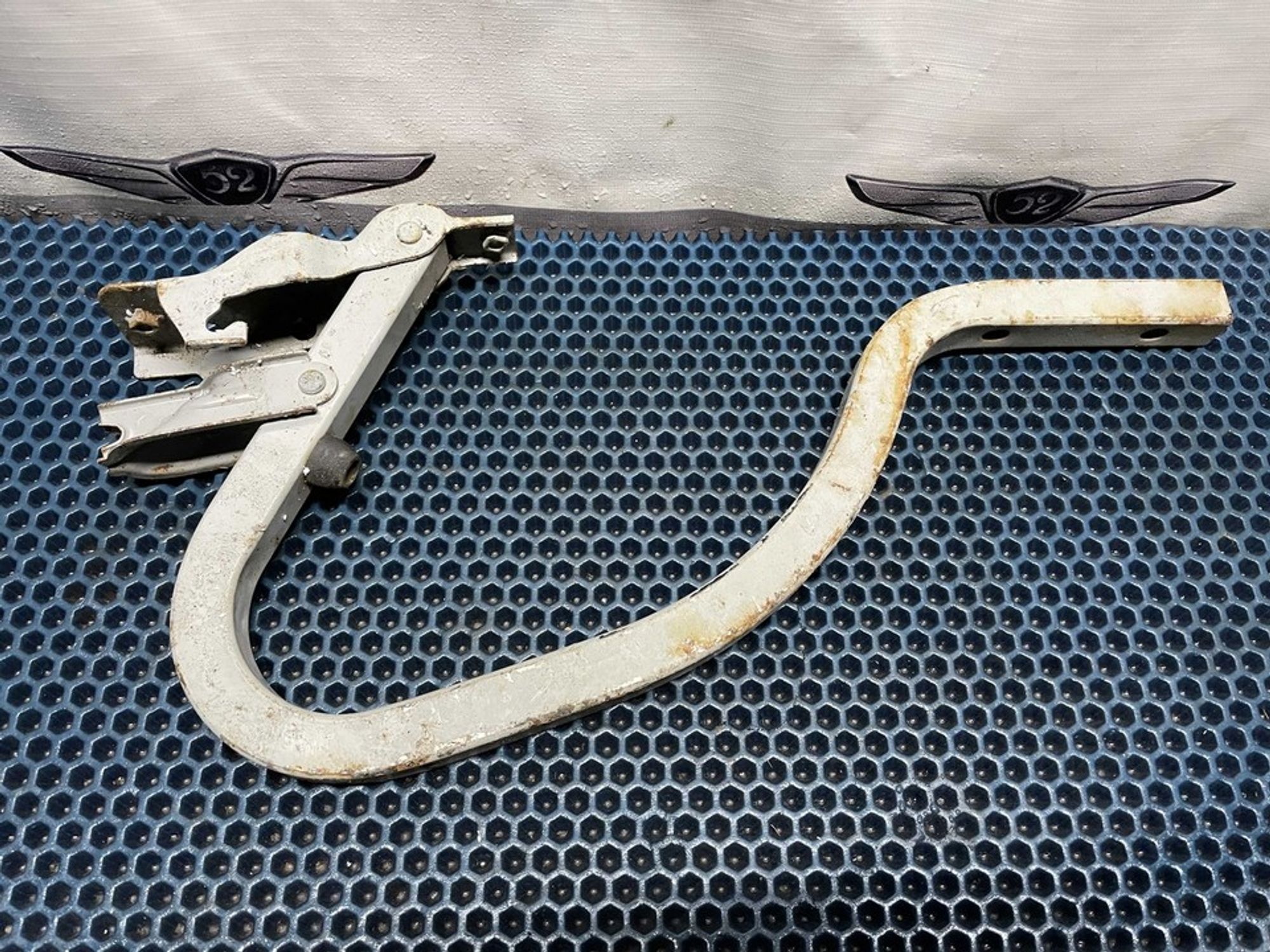 792204L000 Петля крышки багажника правая R Hyundai Solaris I, 900 рублей, Нижний Новгород