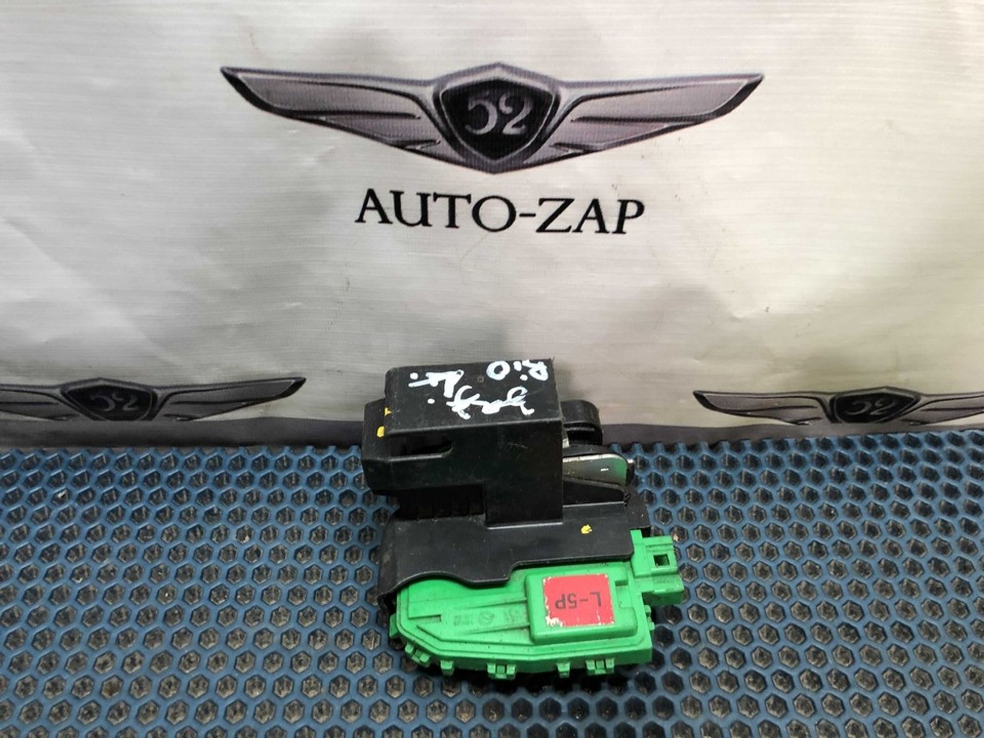 814101R020 Замок двери задней левой L Hyundai Solaris I, 900 рублей, Нижний Новгород