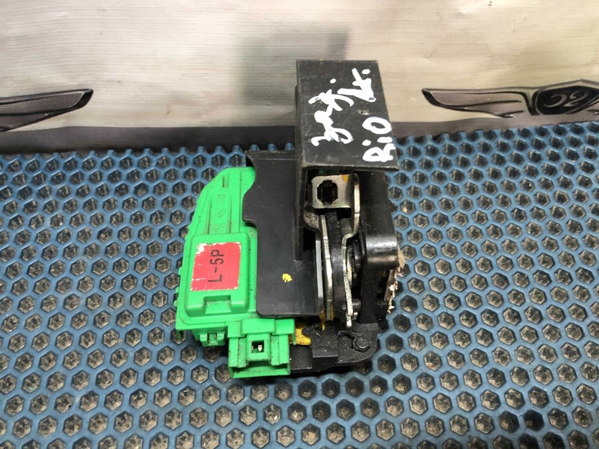 814101R020 Замок двери задней левой L Hyundai Solaris I, 900 рублей, Нижний Новгород