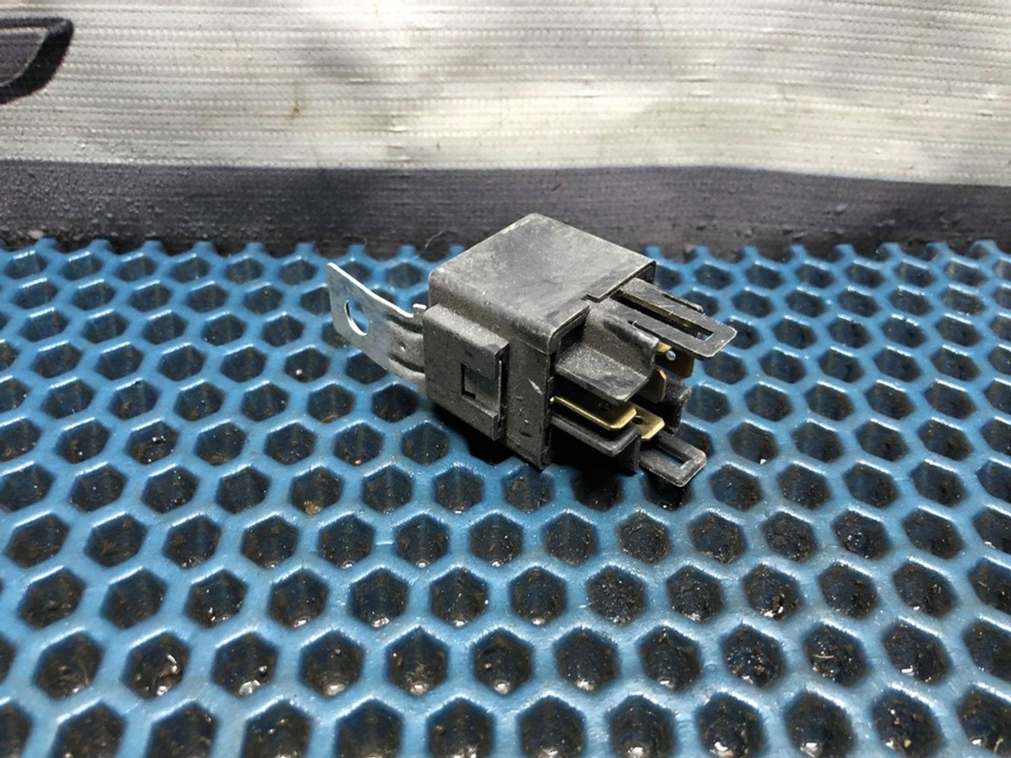 3916022050 Реле Hyundai Solaris I, 500 рублей, Нижний Новгород