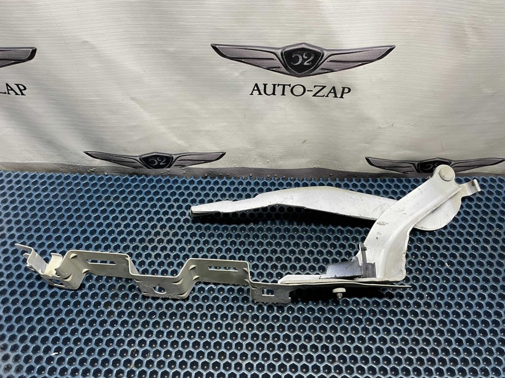 9656739680G Петля капота левая L Peugeot 308 I, 900 рублей, Нижний Новгород