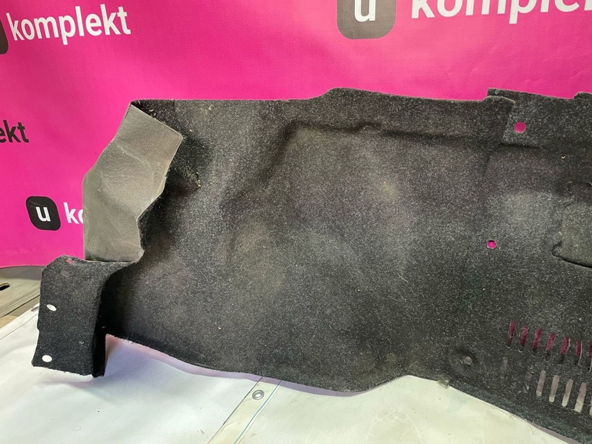 0K2N268860E02 Обшивка багажника боковая правая R Kia Spectra I, 700 рублей, Нижний Новгород