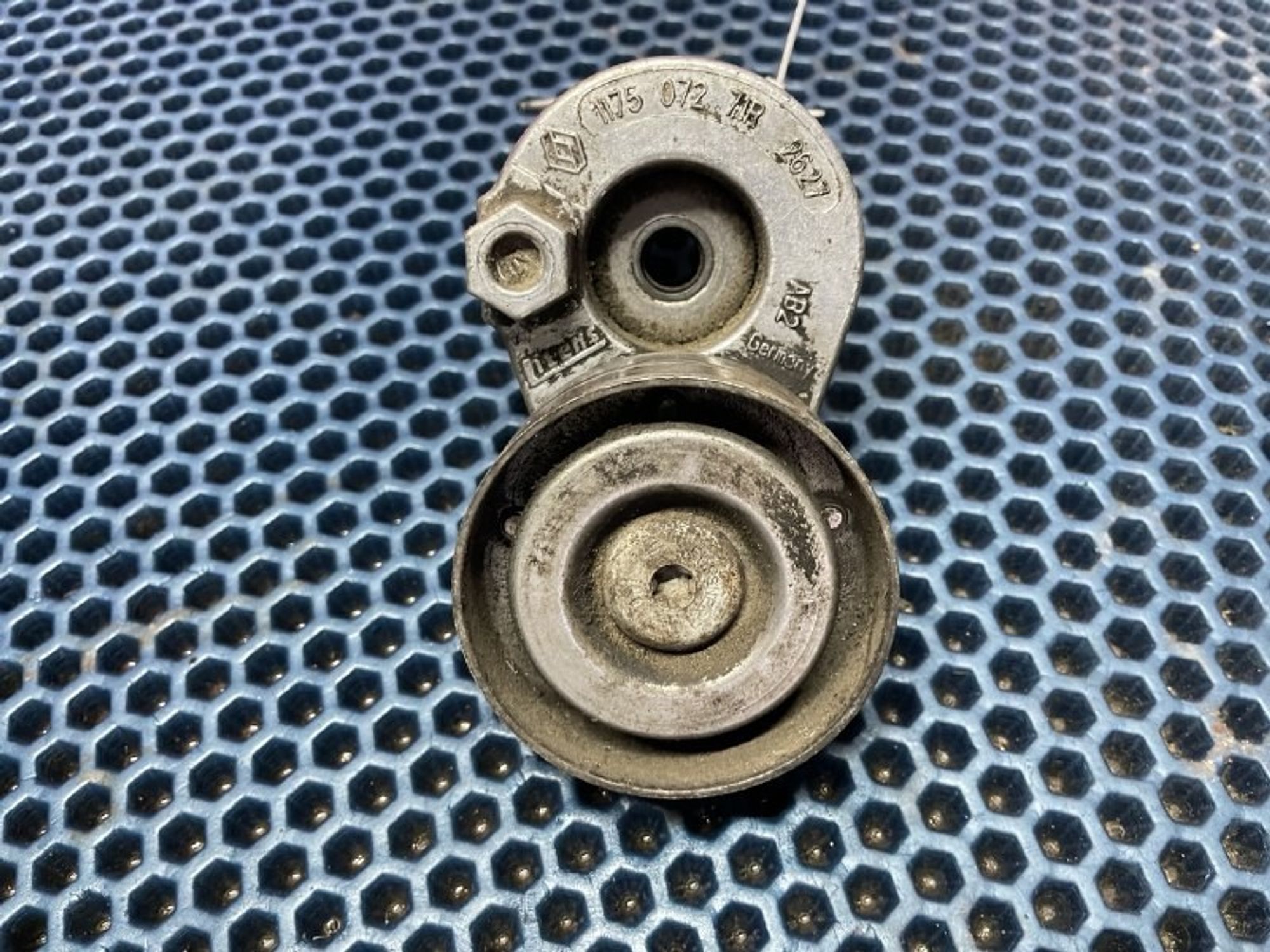 117507271R Ролик-натяжитель Nissan Terrano III, 500 рублей, Нижний Новгород