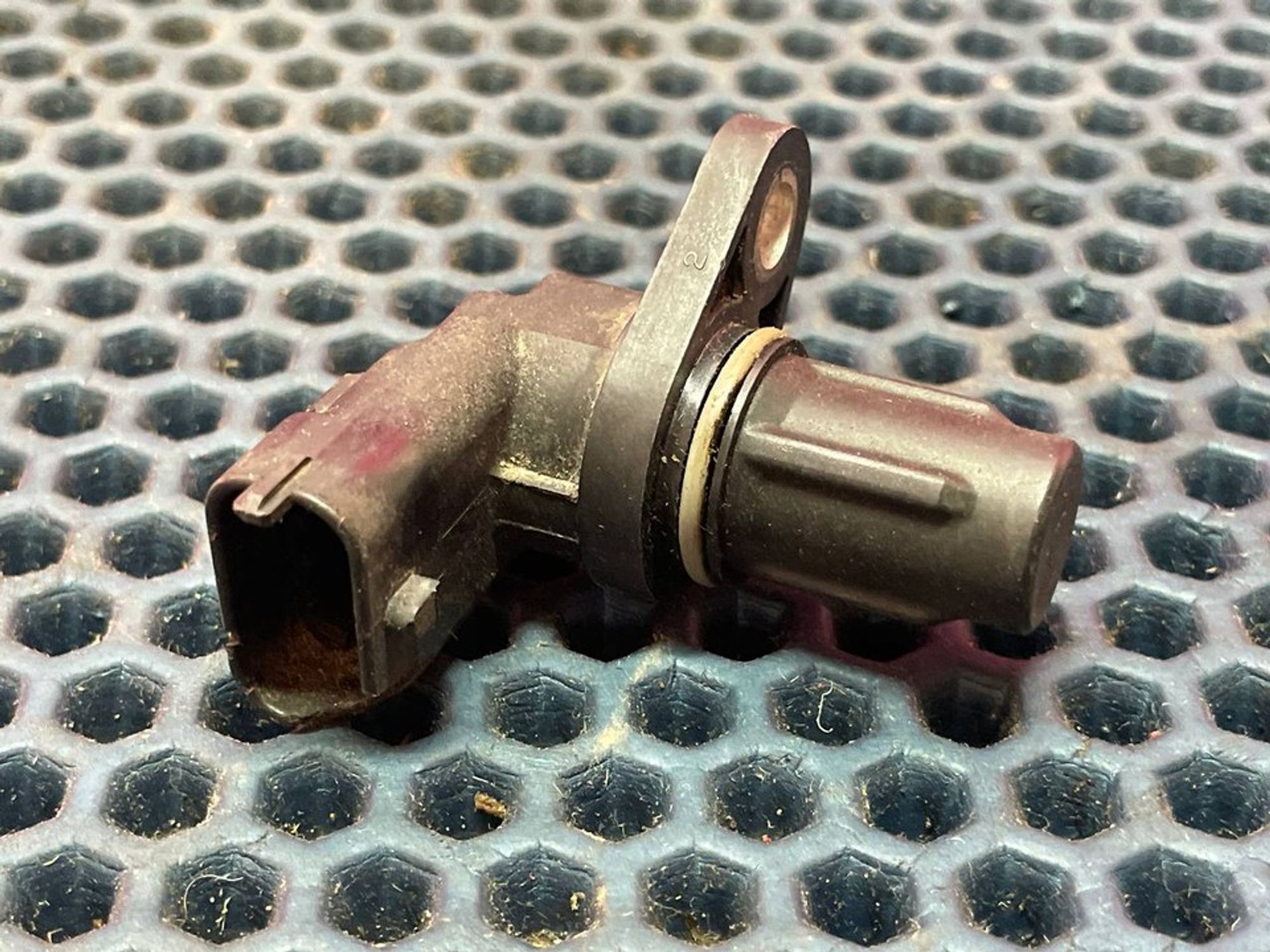 393502B000 Датчик положения распредвала Hyundai Accent IV, 500 рублей, Нижний Новгород