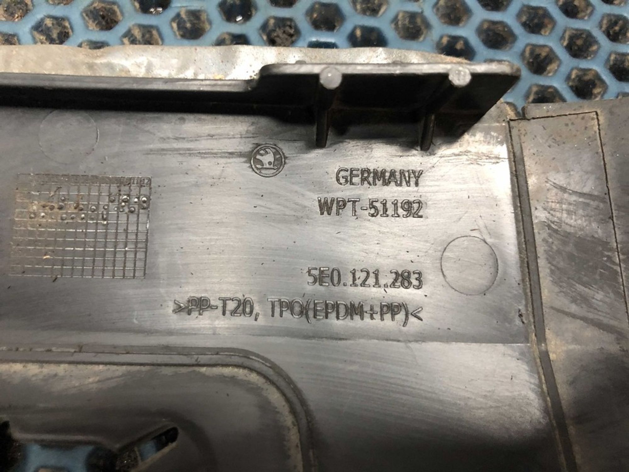 5E0121283 Дефлектор воздушный передний левый L Skoda Octavia III, 1200 рублей, Нижний Новгород