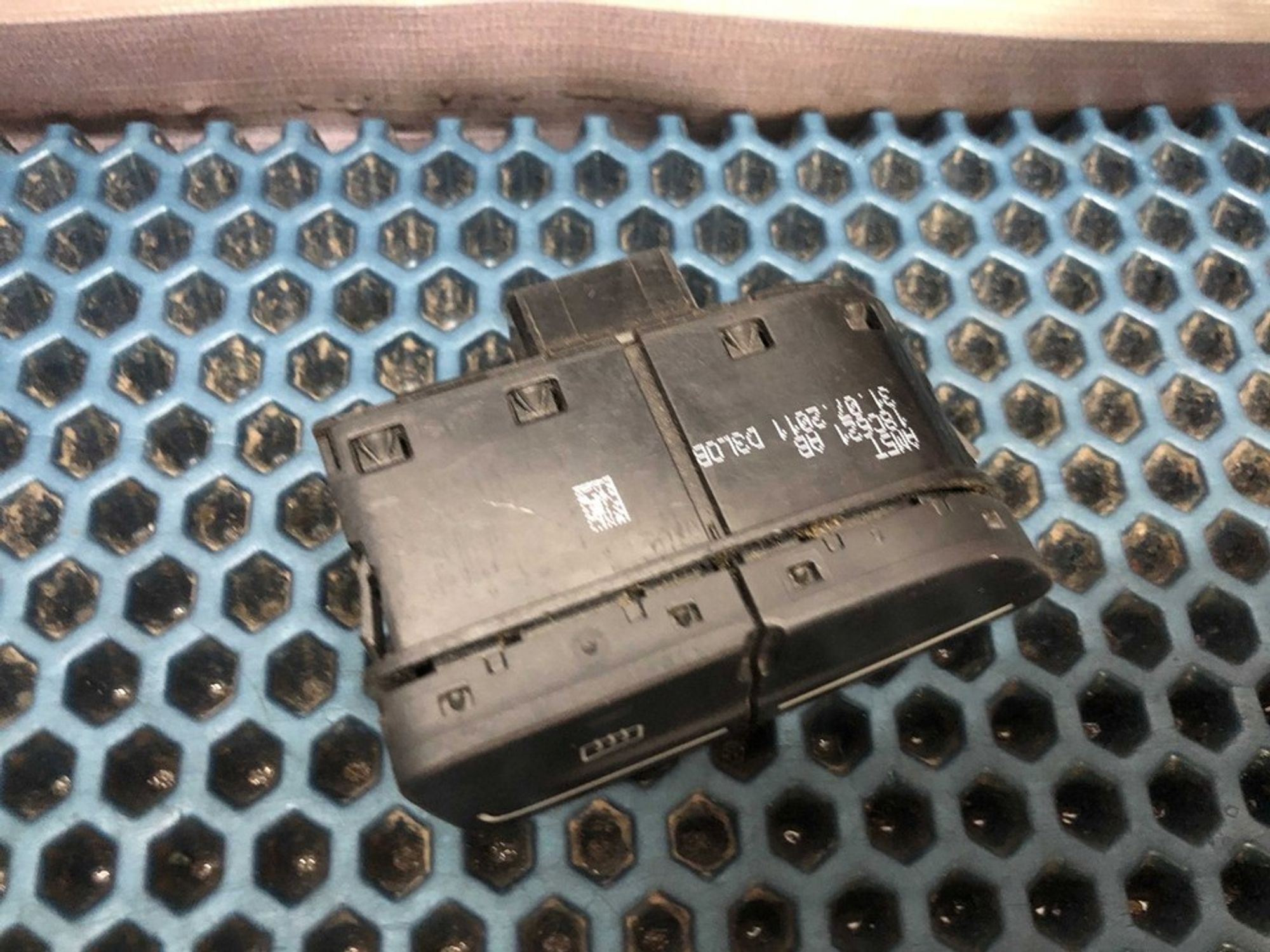 AM5T18C621AB Кнопка обогрева стекла Ford Focus III, 500 рублей, Нижний Новгород