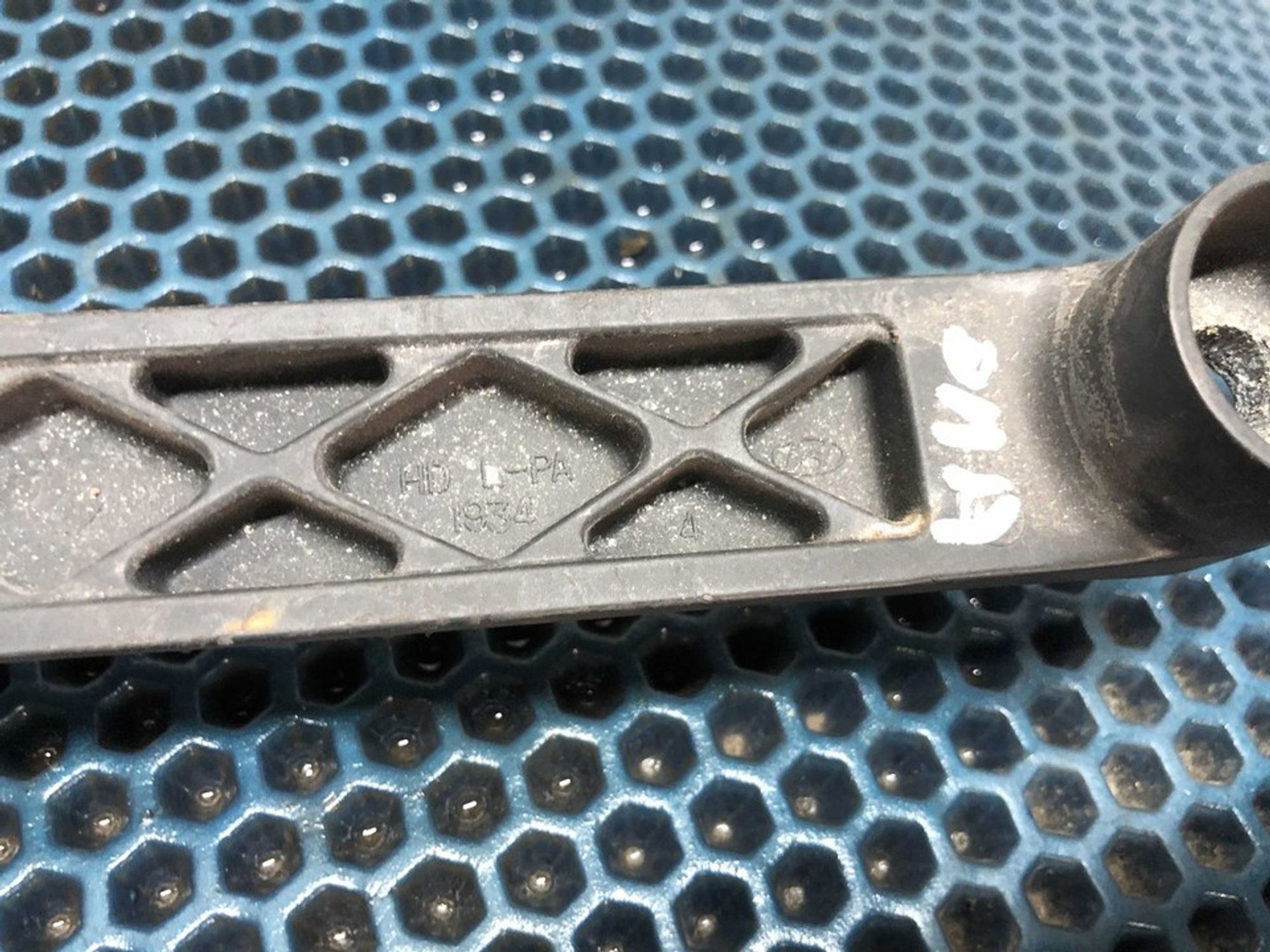 983202H000 Поводок стеклоочистителя правый R Hyundai Elantra HD, 600 рублей, Нижний Новгород