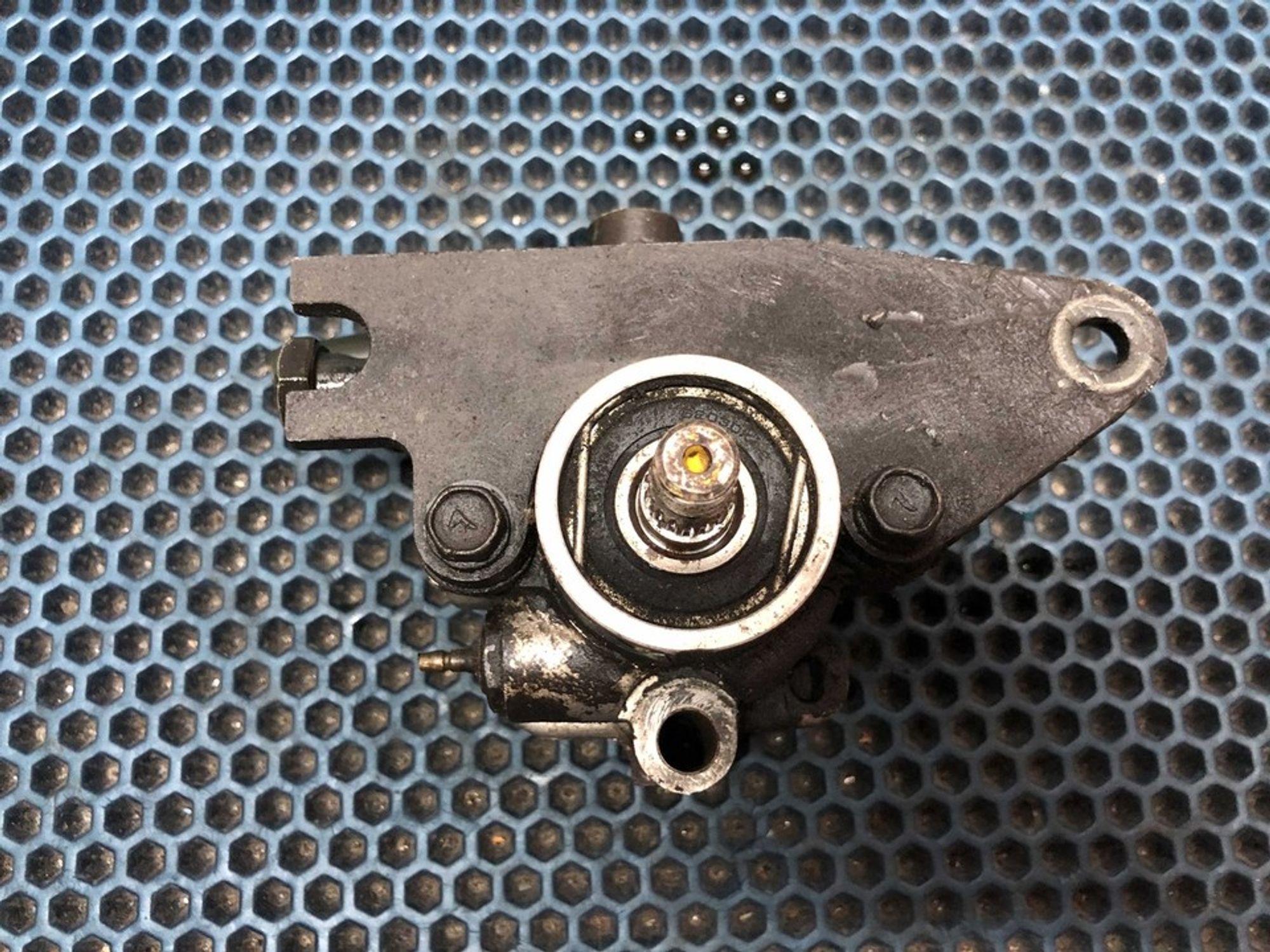 0K2A232600D Насос гидроусилителя руля Kia Mentor I, 1900 рублей, Нижний Новгород