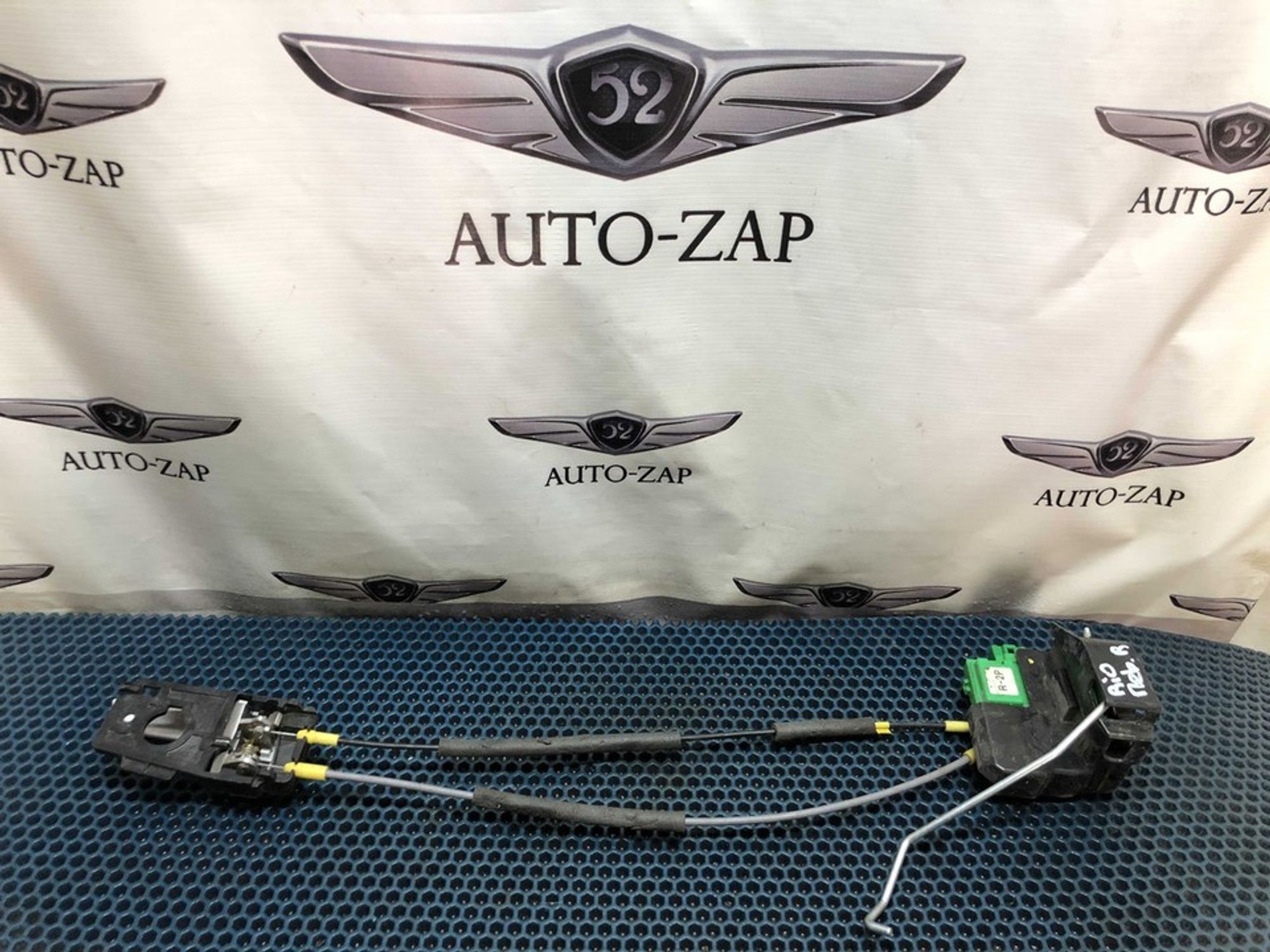 813204L020 Замок двери передней правой R Hyundai Solaris I, 1000 рублей, Нижний Новгород