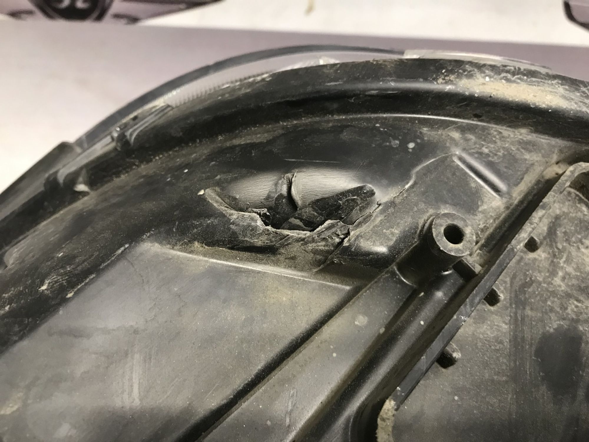 8310235300 Фара правая R SsangYong Неопознанная модель, 3500 рублей, Нижний Новгород