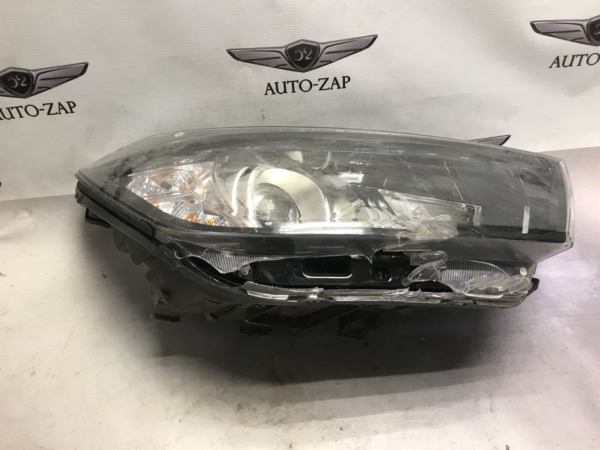 8310235300 Фара правая R SsangYong Неопознанная модель, 3500 рублей, Нижний Новгород