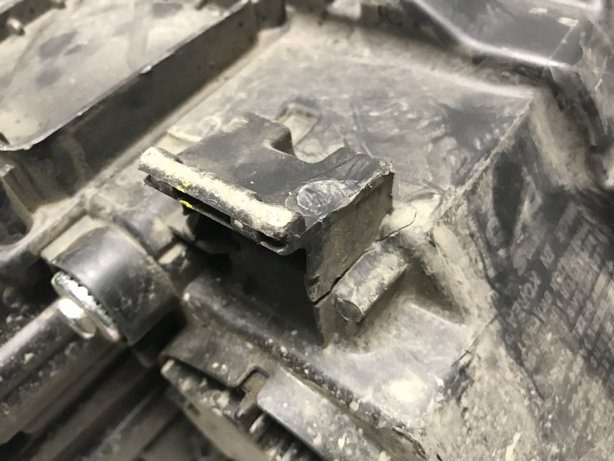 8310235300 Фара правая R SsangYong Неопознанная модель, 3500 рублей, Нижний Новгород