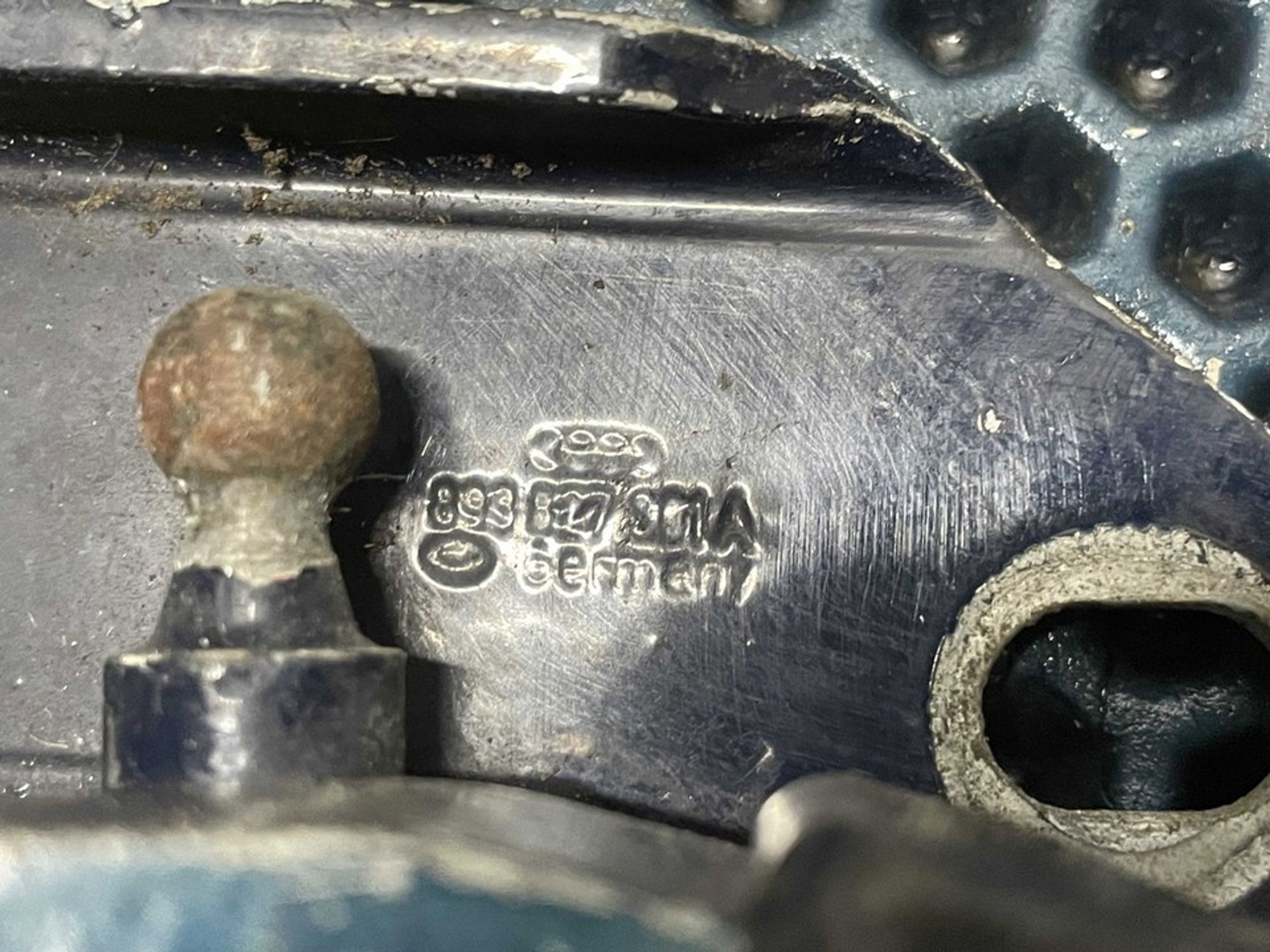 893827301 Петля капота левая L Audi 80 B3, 400 рублей, Нижний Новгород