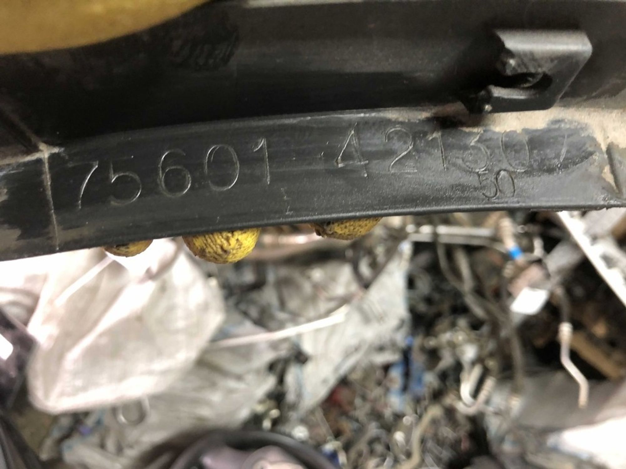 7560142130 Расширитель крыла передний правый R Toyota RAV4 CA40, 1000 рублей, Нижний Новгород