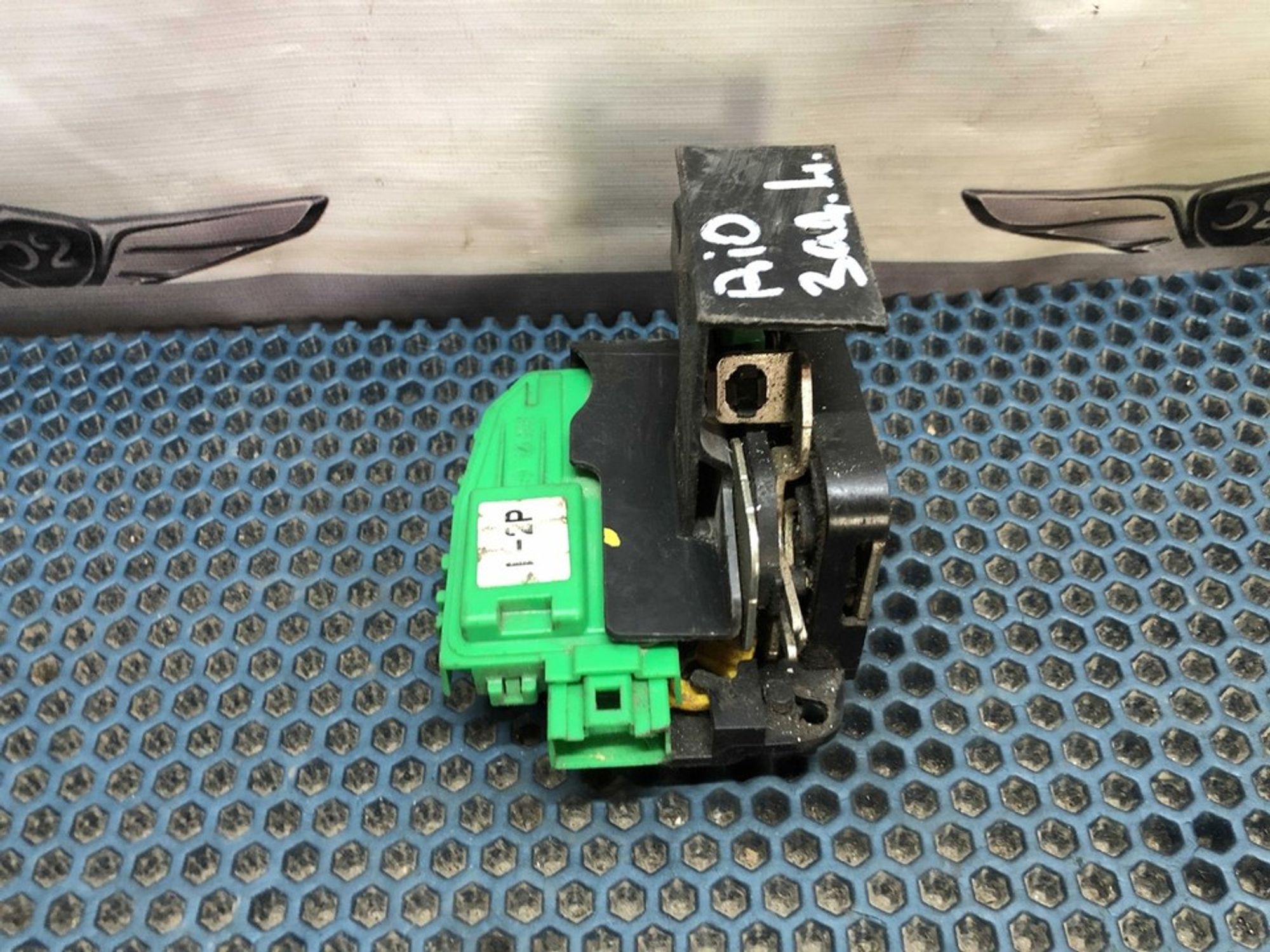 814101R020 Замок двери задней левой L Hyundai Solaris I, 900 рублей, Нижний Новгород