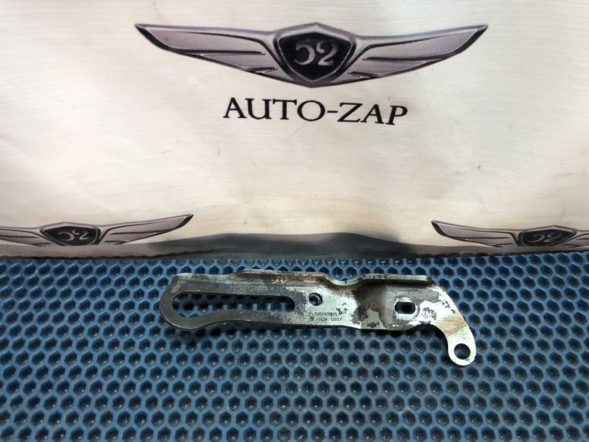 8200581373 Кронштейн генератора Renault Logan I, 600 рублей, Нижний Новгород