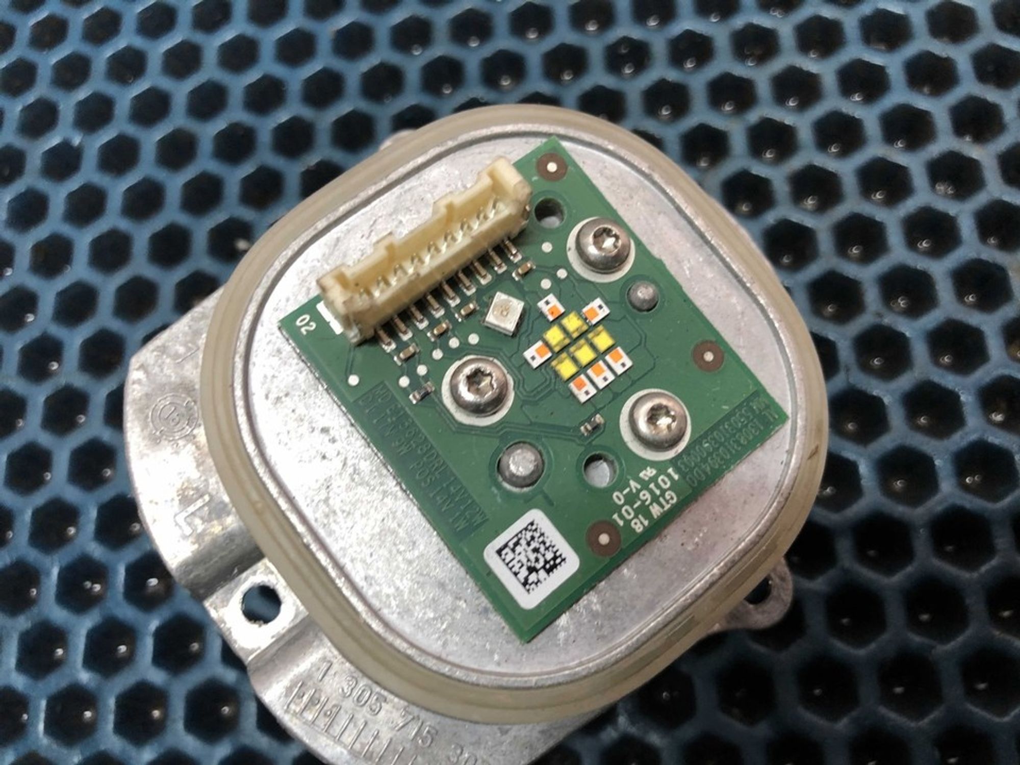 1305715306 Светодиодный модуль левой фары Mercedes-Benz GLE Coupe AMG C292, 2500 рублей, Нижний Новгород