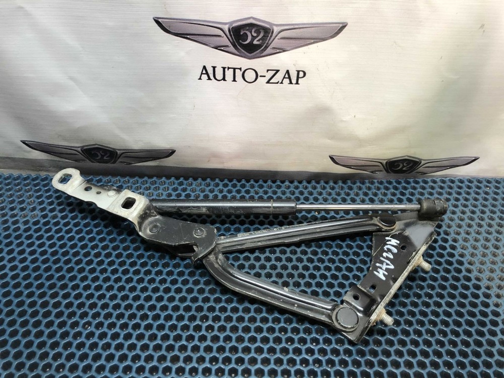 8200011067 Петля крышки багажника левая L Renault Megane II, 800 рублей, Нижний Новгород