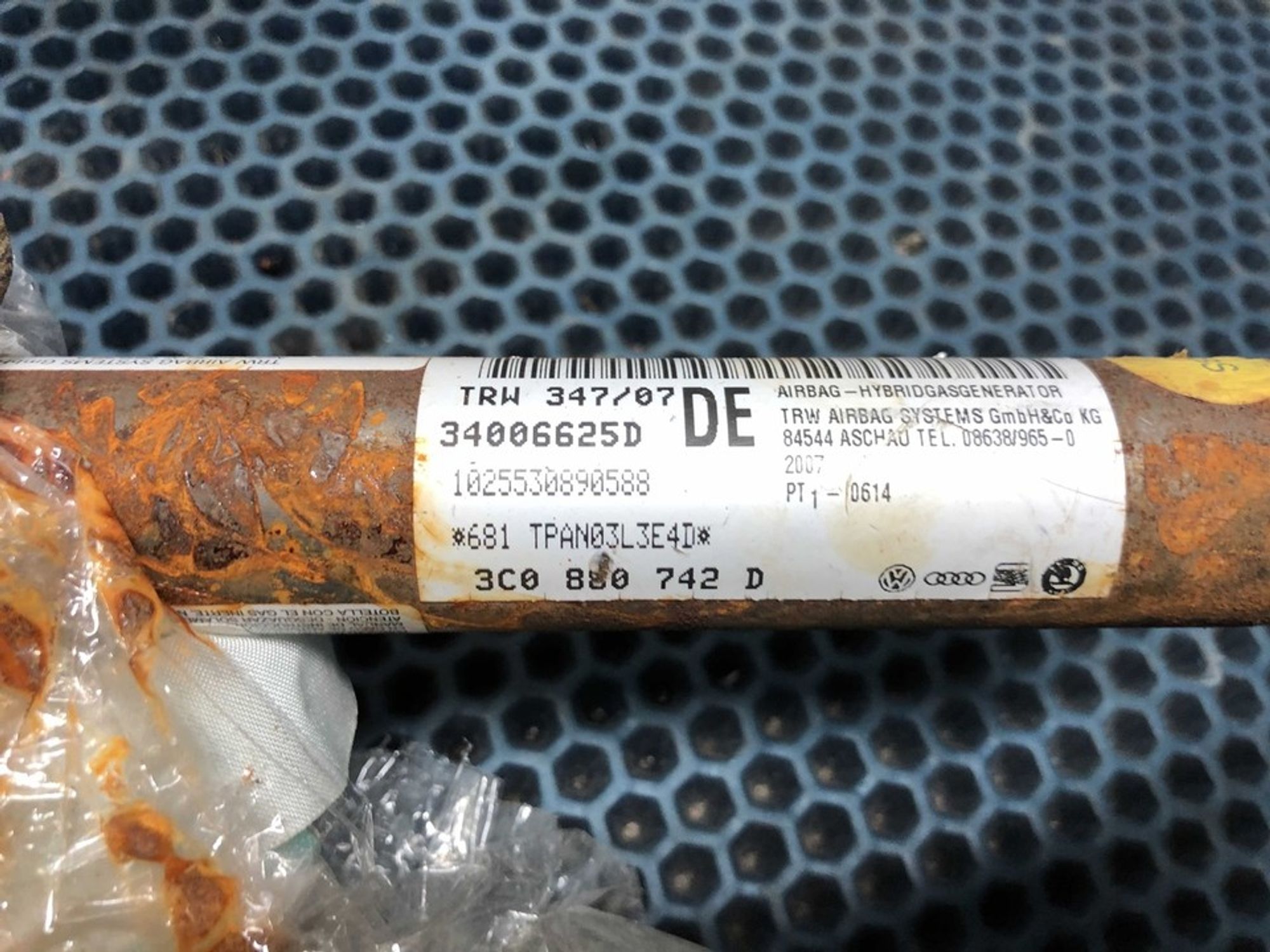 3C0880742D Подушка безопасности боковая правая R Volkswagen Passat B6, 1000 рублей, Нижний Новгород