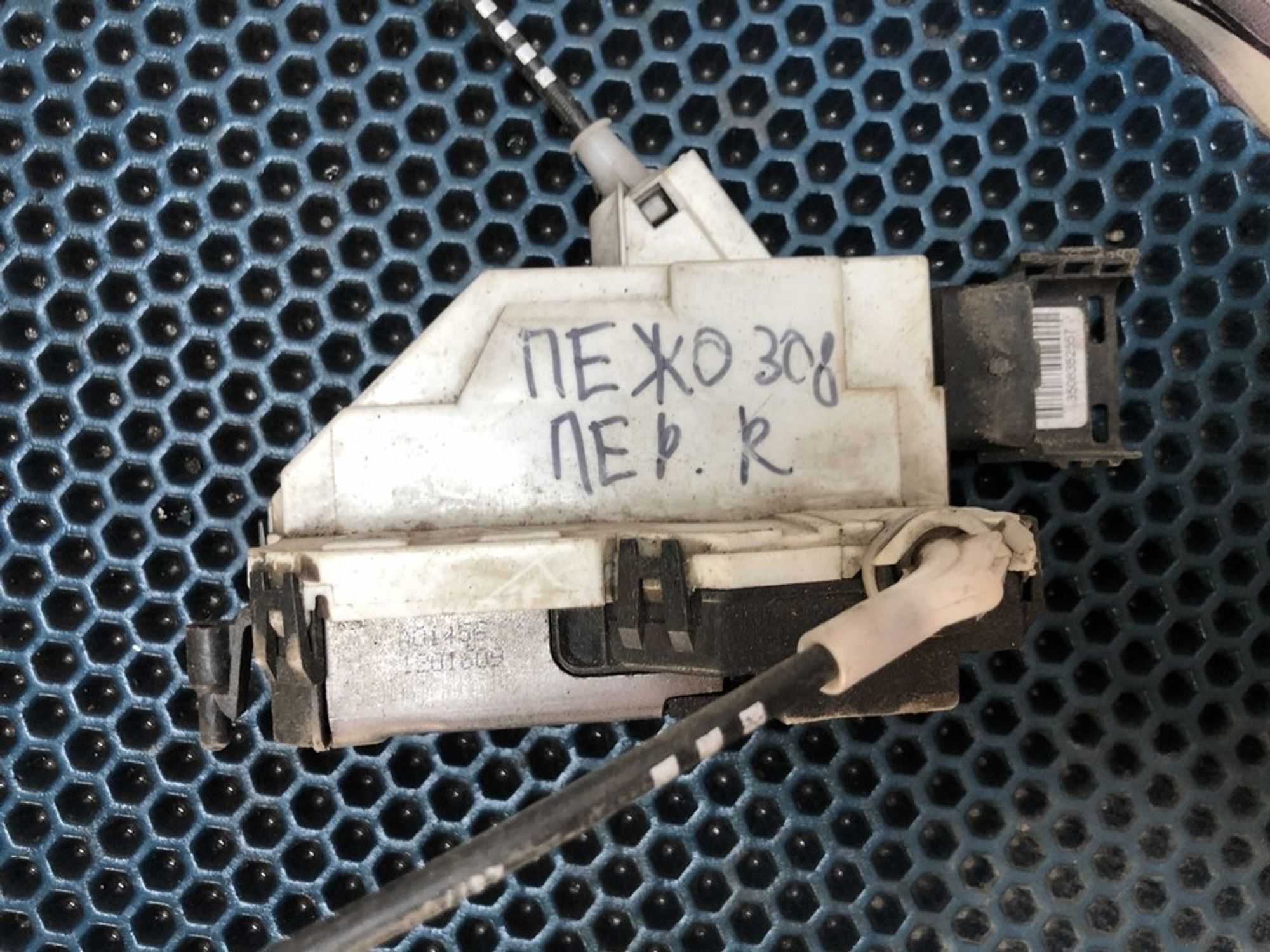 PSA567147 Замок двери передней правой R Peugeot 308 I, 1500 рублей, Нижний Новгород