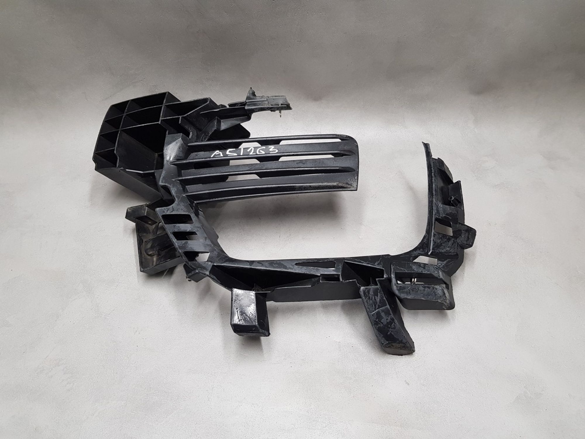 269250618R Облицовка противотуманной фары левой L Renault Kaptur, 800 рублей, Нижний Новгород