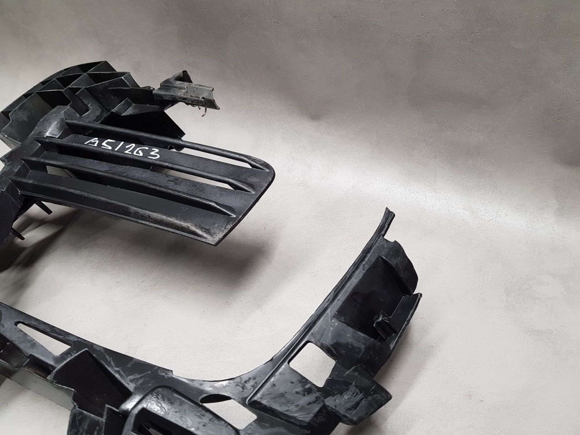 269250618R Облицовка противотуманной фары левой L Renault Kaptur, 800 рублей, Нижний Новгород