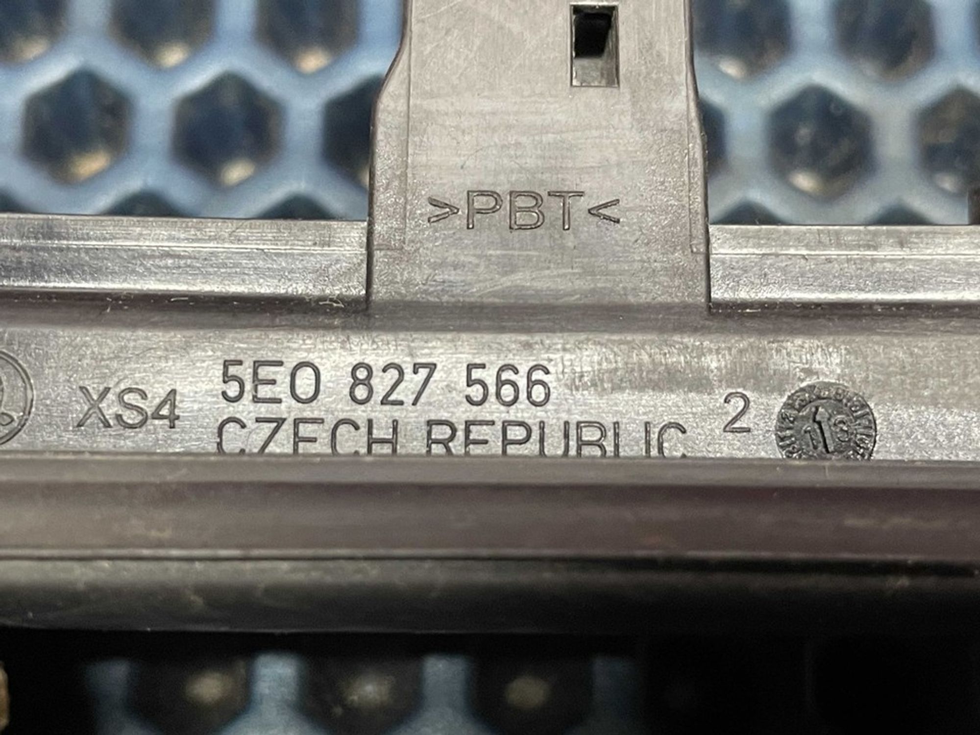 5E0827566 Кнопка открывания багажника Skoda Fabia II, 1700 рублей, Нижний Новгород