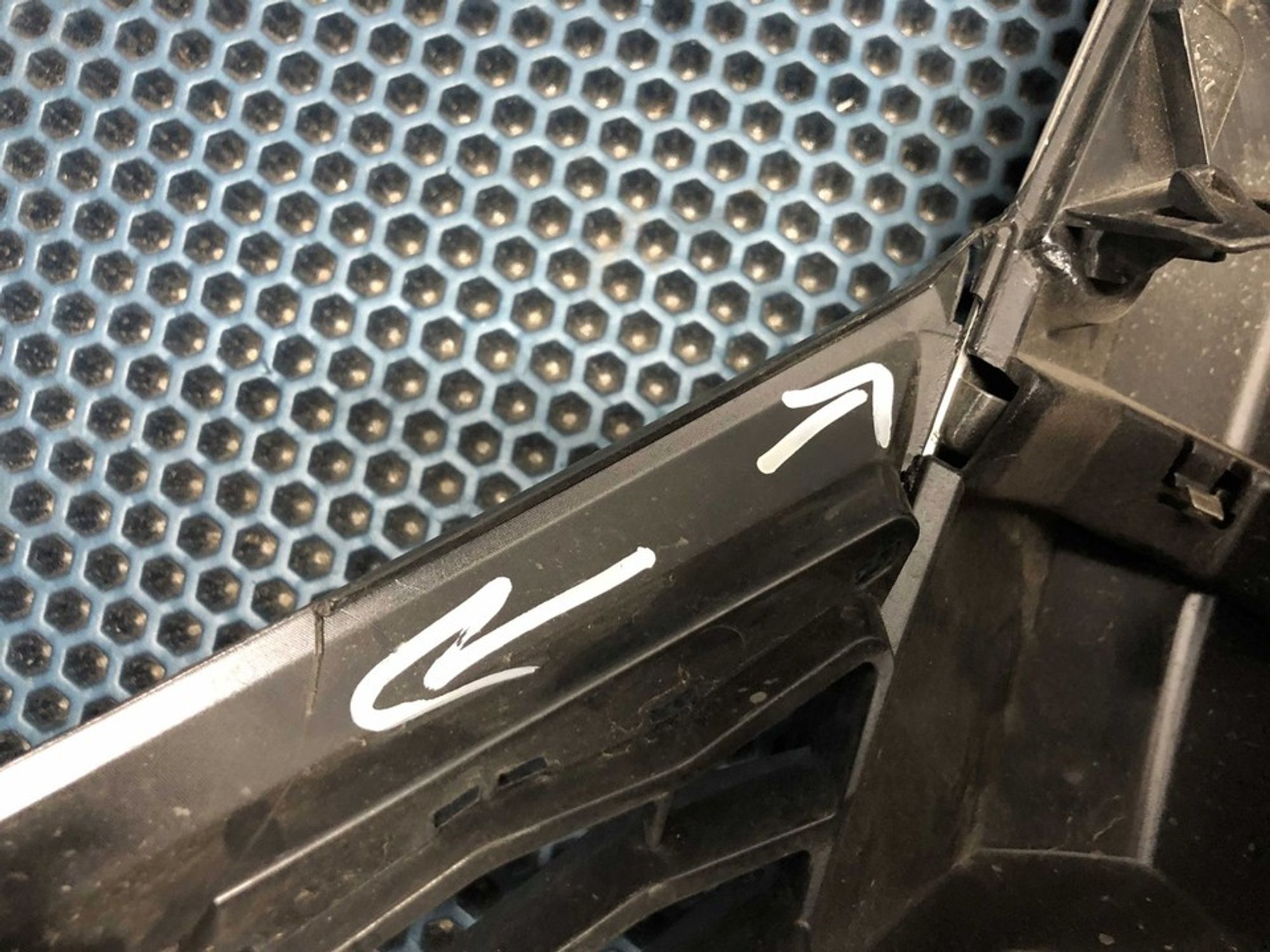 623104CM1B Решетка радиатора Nissan X-Trail T32, 2000 рублей, Нижний Новгород