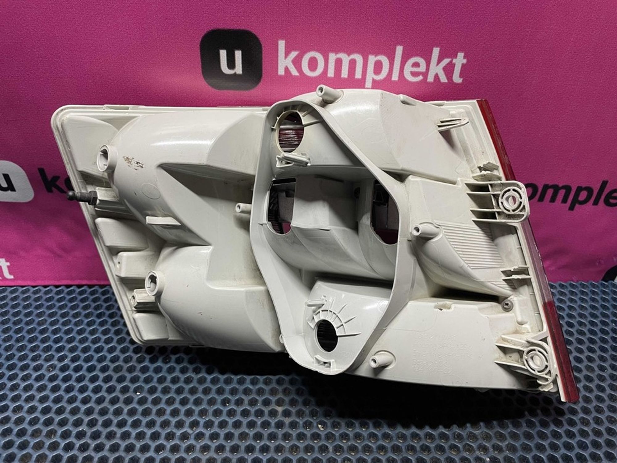 5E5945112 Фонарь задний правый R Skoda Octavia III, 1700 рублей, Нижний Новгород