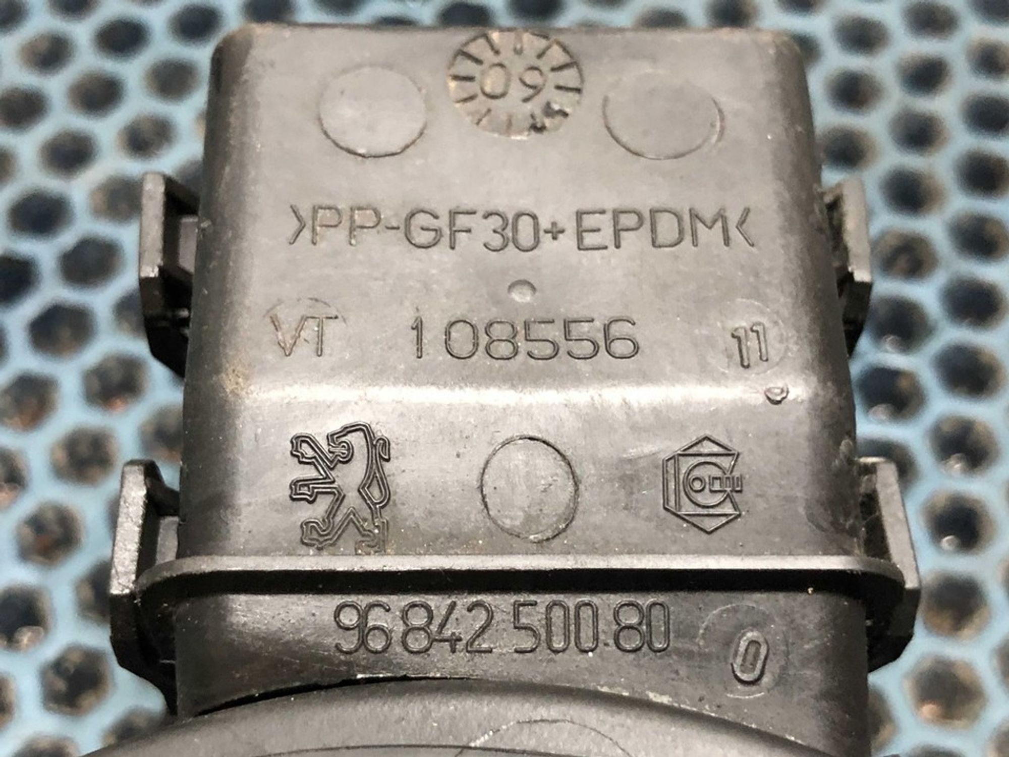 9680363377 Лючок бензобака Peugeot 308 I, 1300 рублей, Нижний Новгород