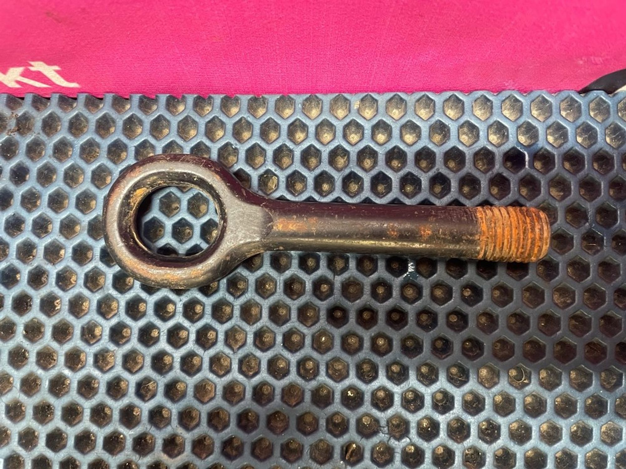 091471C000 Крюк буксировочный Hyundai Неопознанная модель, 800 рублей, Нижний Новгород