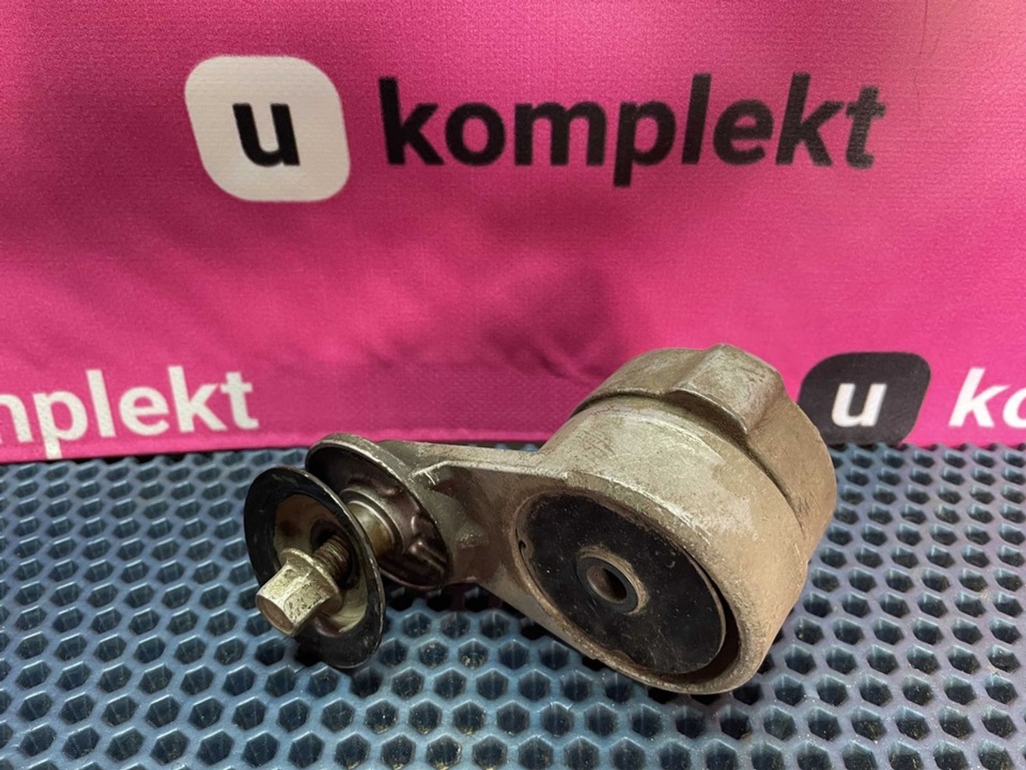 252812B010 Натяжной ролик приводного ремня Hyundai Accent IV, 800 рублей, Нижний Новгород