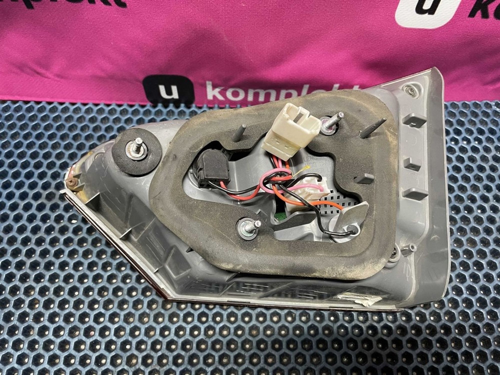 924033Z001 Фонарь задний левый L Hyundai i40, 2000 рублей, Нижний Новгород