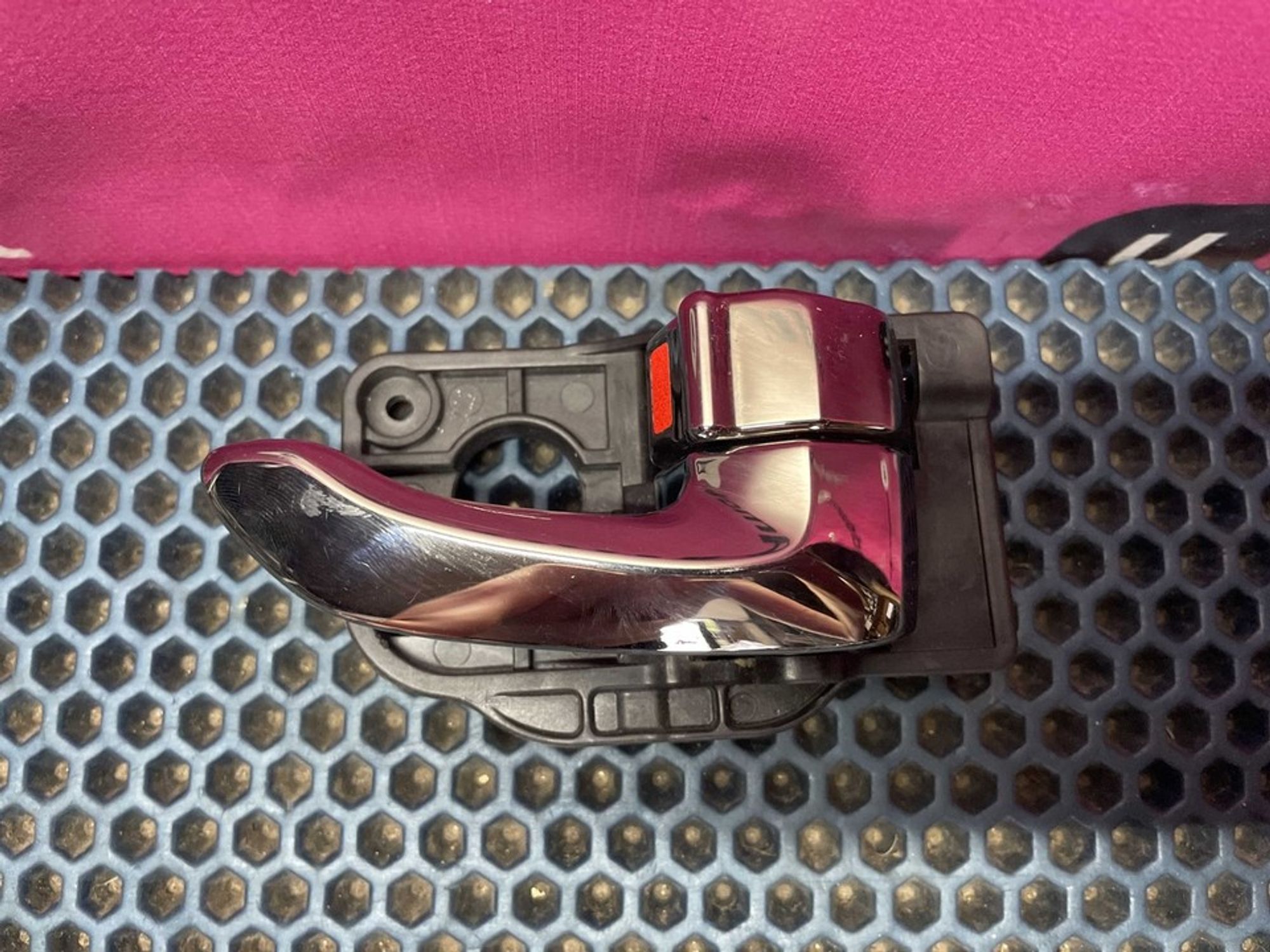 826212K000WK Ручка двери внутренняя правая R Kia Soul I, 800 рублей, Нижний Новгород