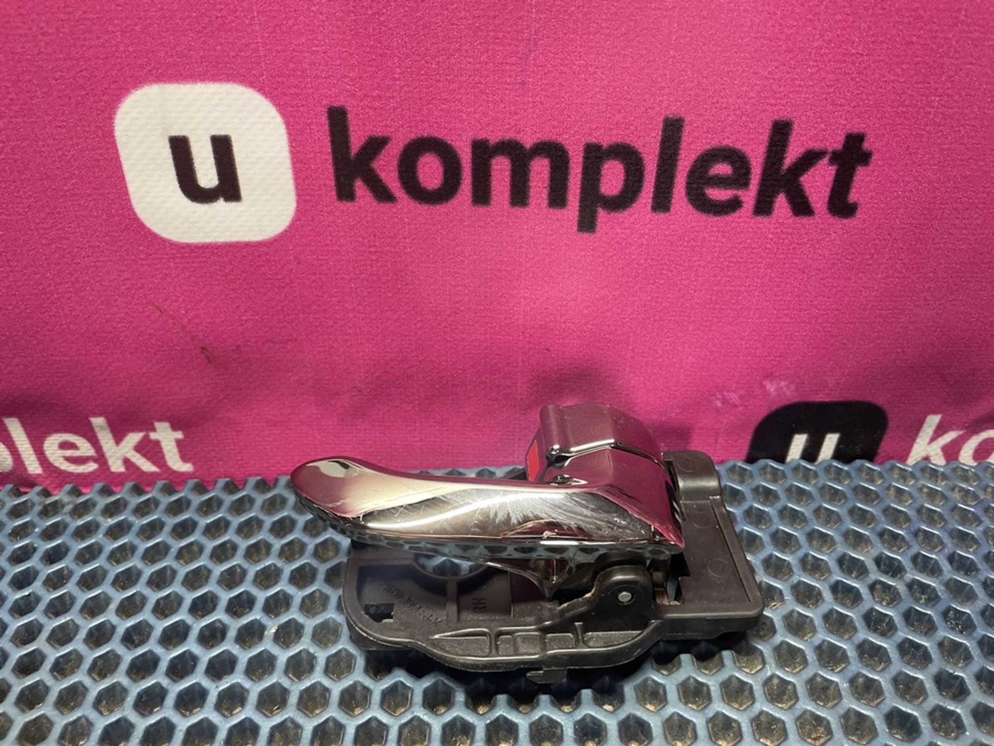 826212K000WK Ручка двери внутренняя правая R Kia Soul I, 800 рублей, Нижний Новгород