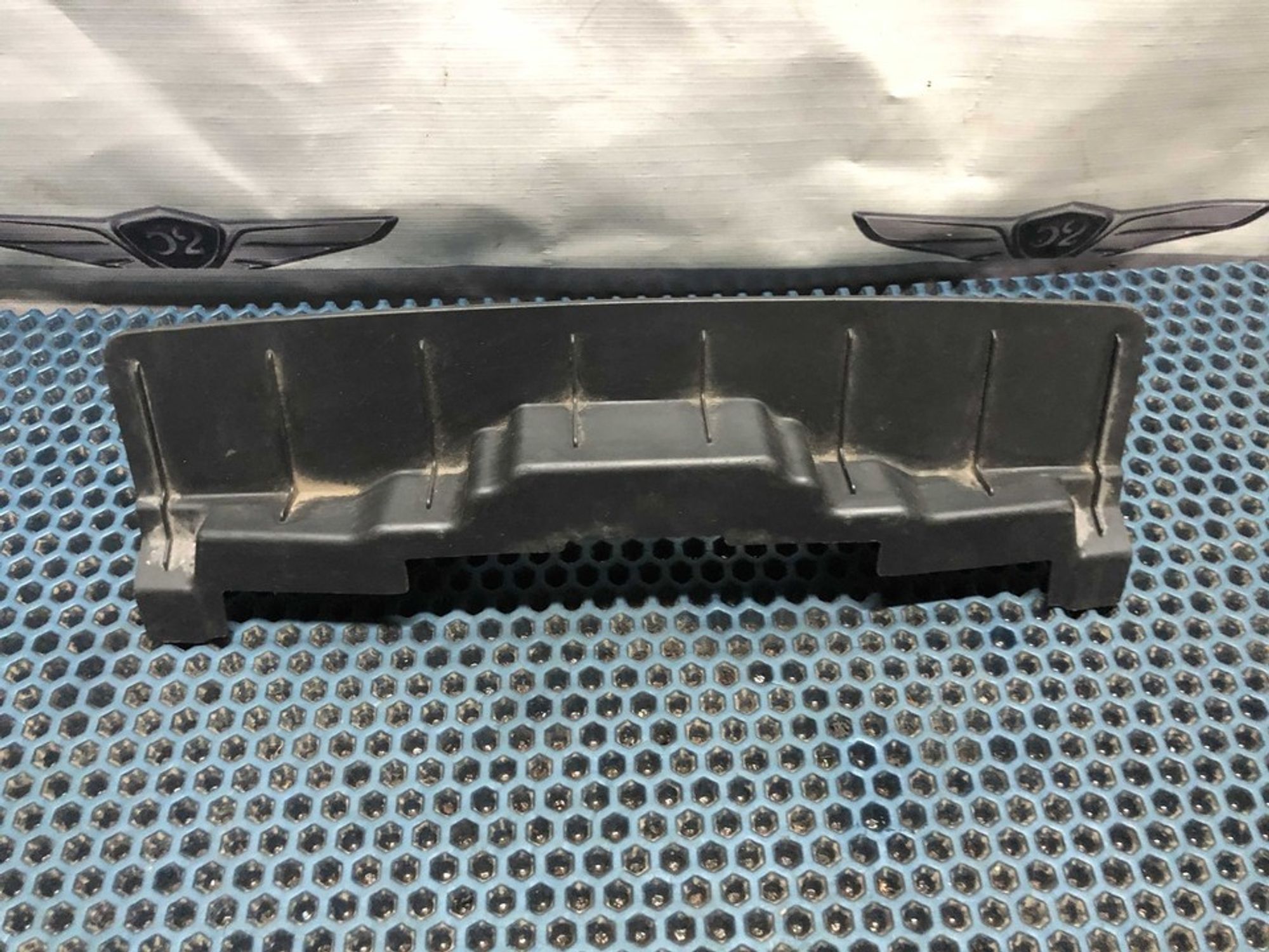 811952H000 Накладка замка капота Hyundai Elantra HD, 400 рублей, Нижний Новгород