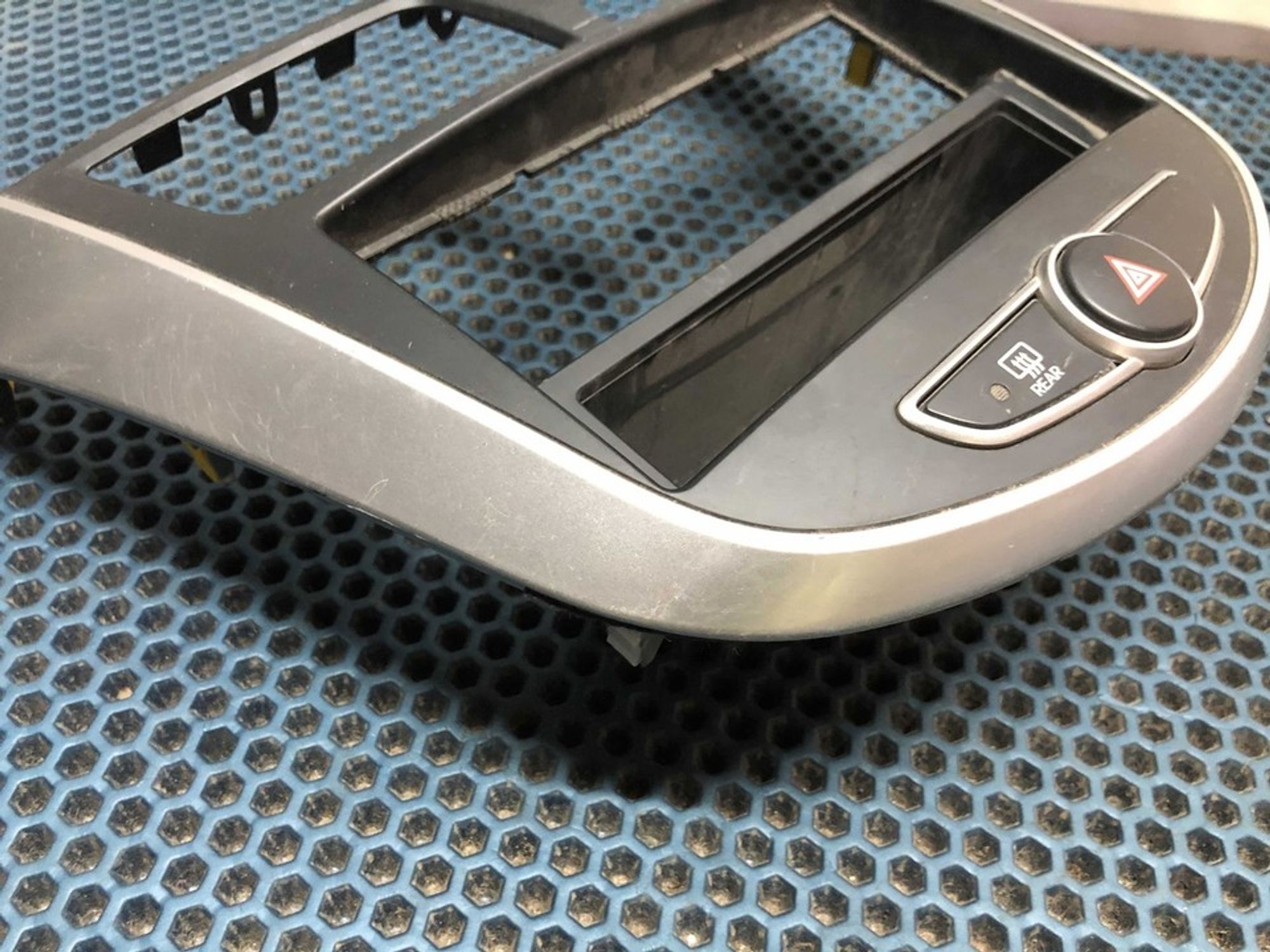 847414L000 Панель центральной консоли Hyundai Solaris I, 900 рублей, Нижний Новгород